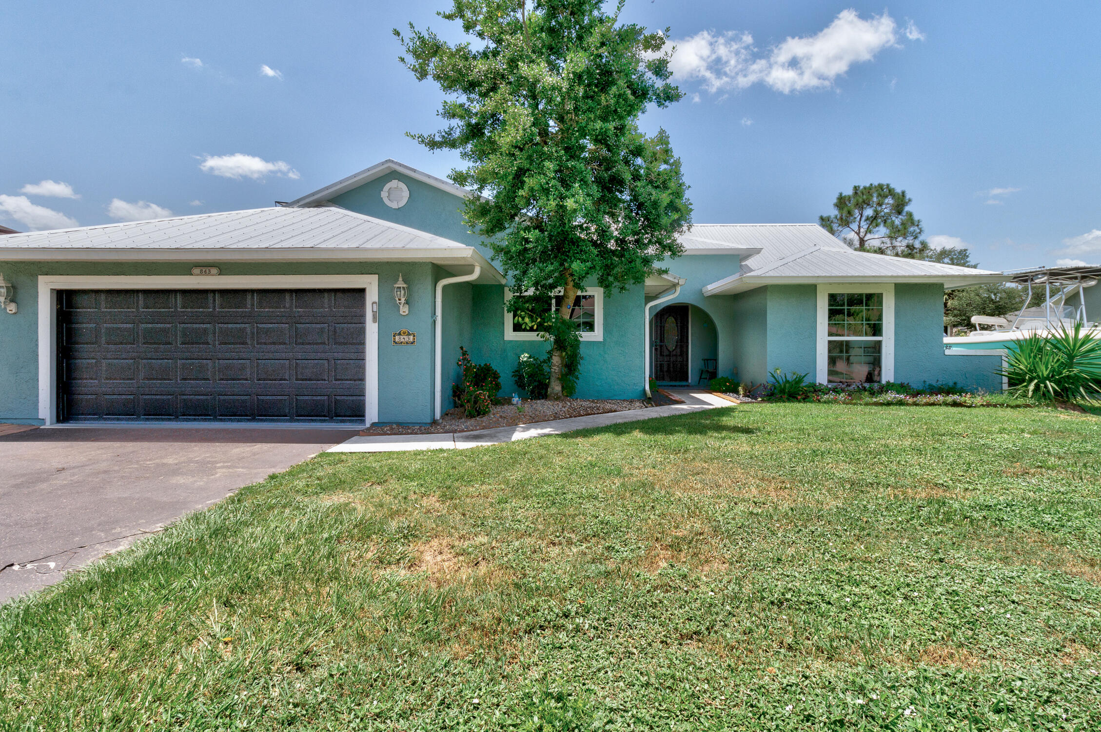 843 Vocelle Avenue Property Photo 4