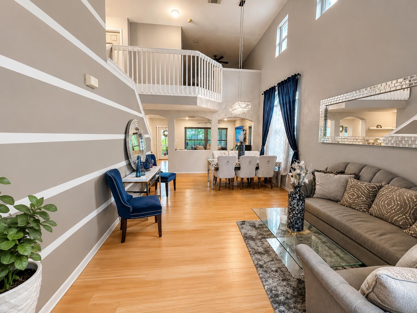 6461 Willoughby Circle Property Photo 4