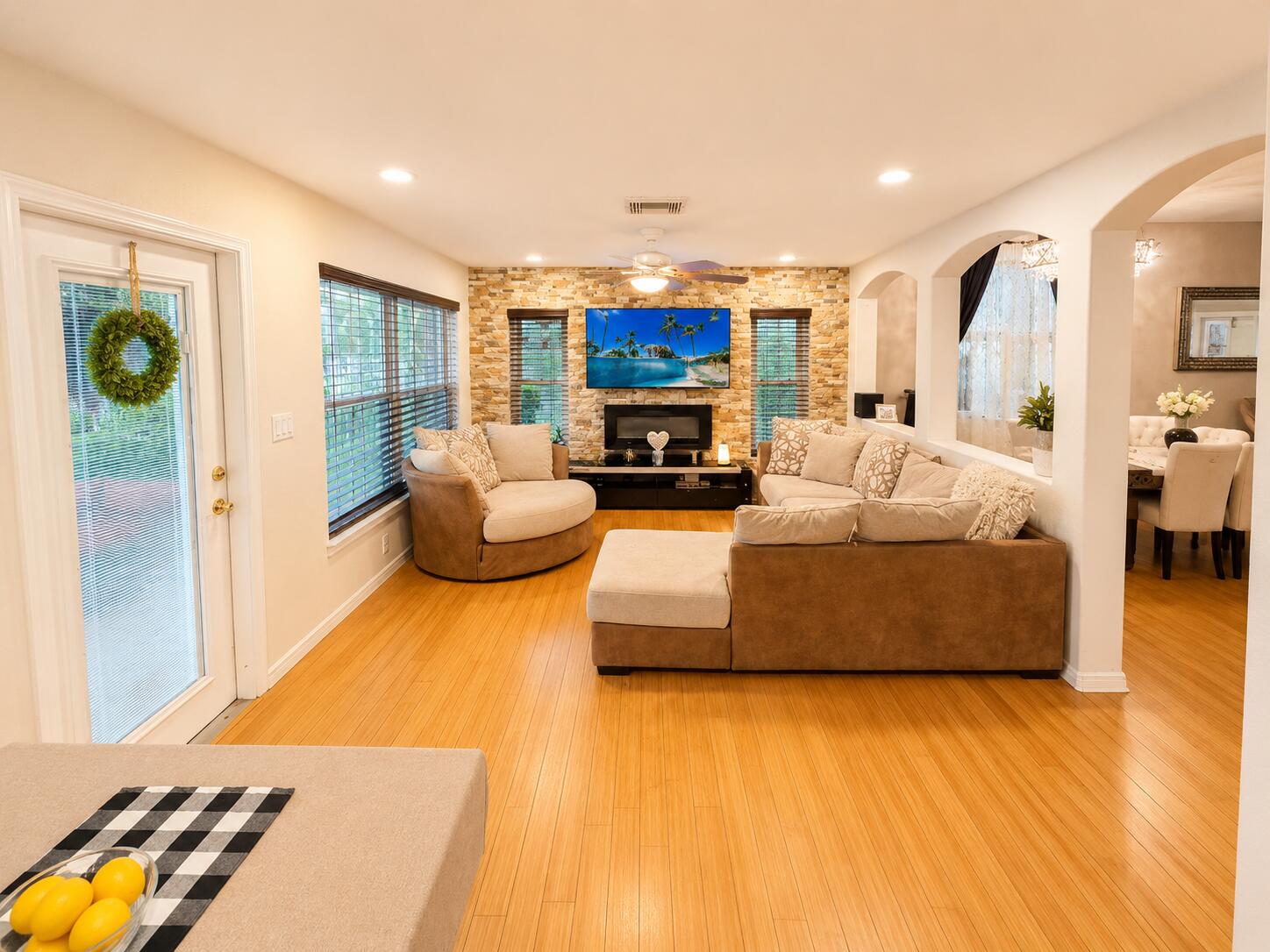 6461 Willoughby Circle Property Photo 11