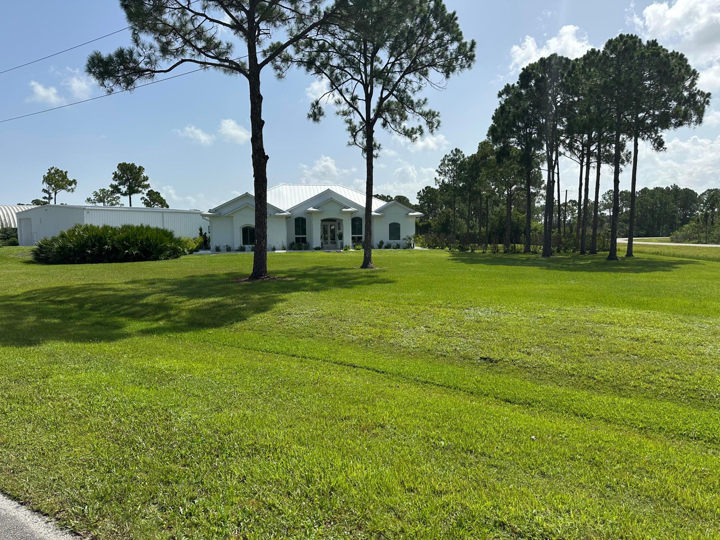 12374 Grumman Way Property Photo 1