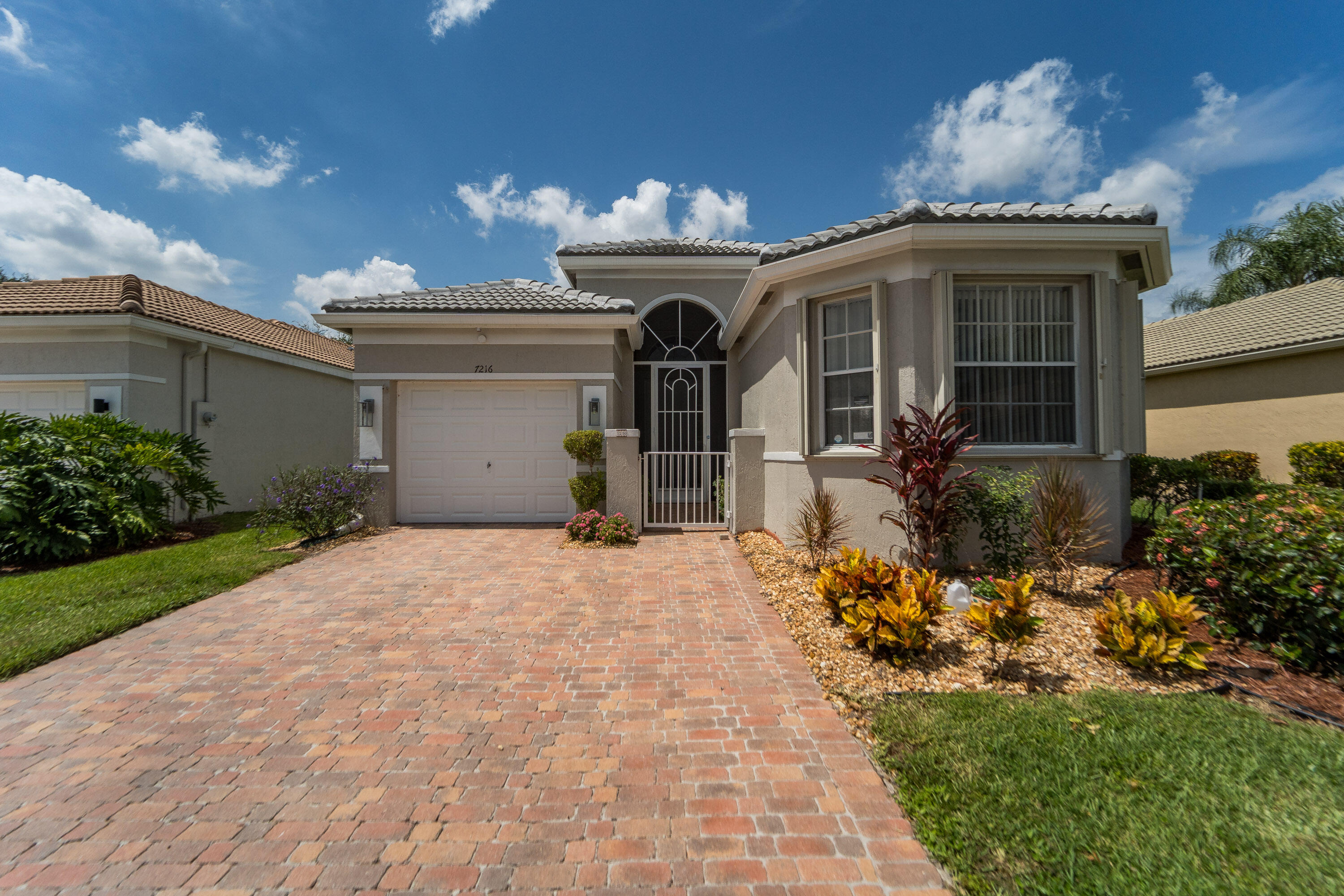 7216 Cataluna Circle Property Photo 1