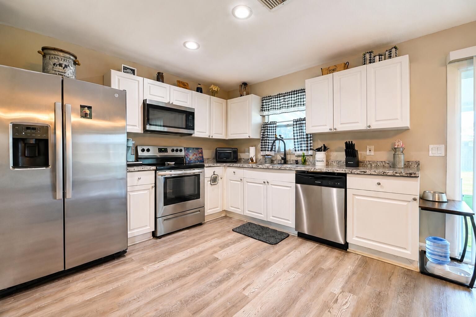 4703 Myrtle Drive Property Photo 15