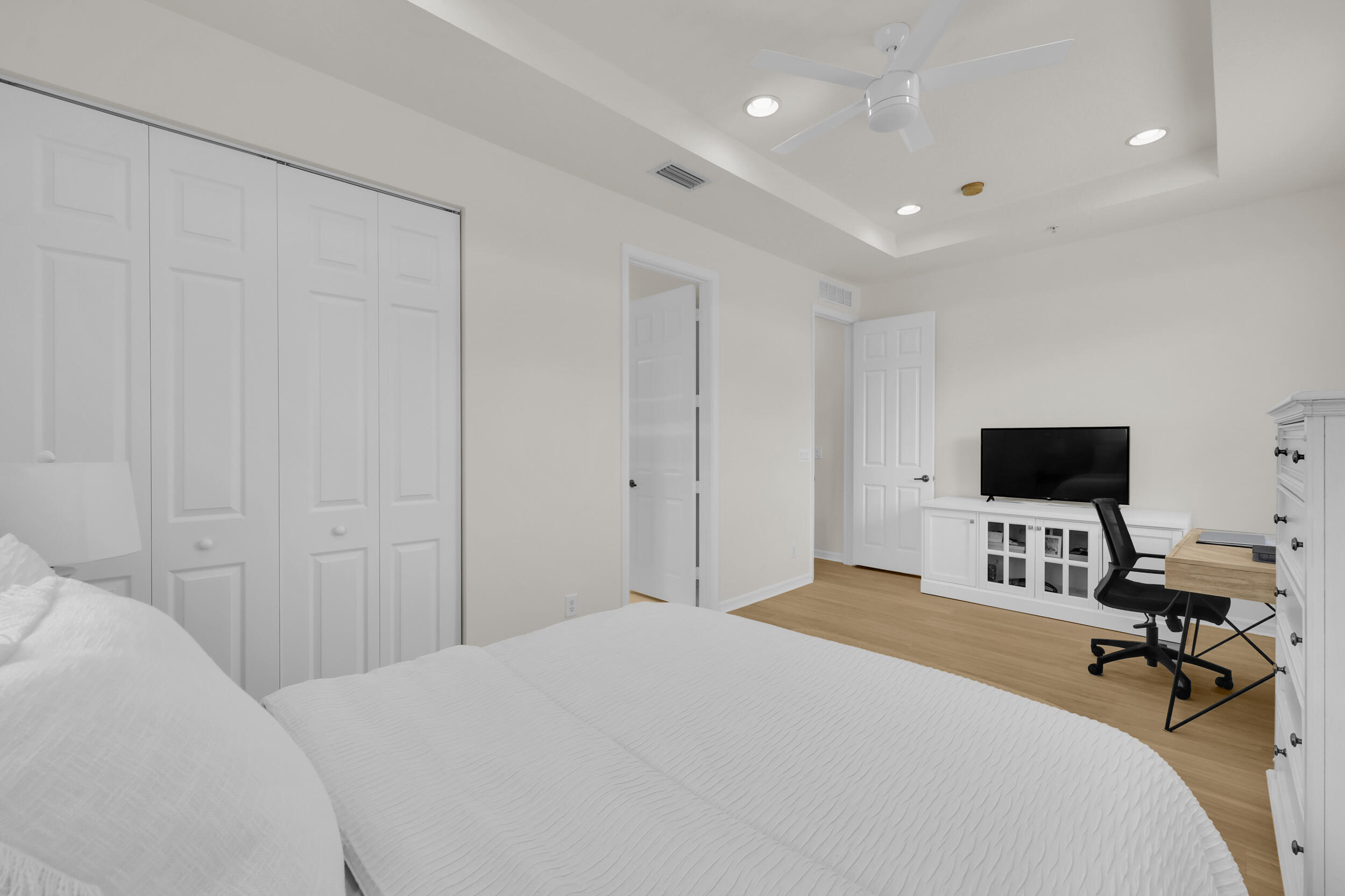 4154 Stadium Drive Property Photo 23