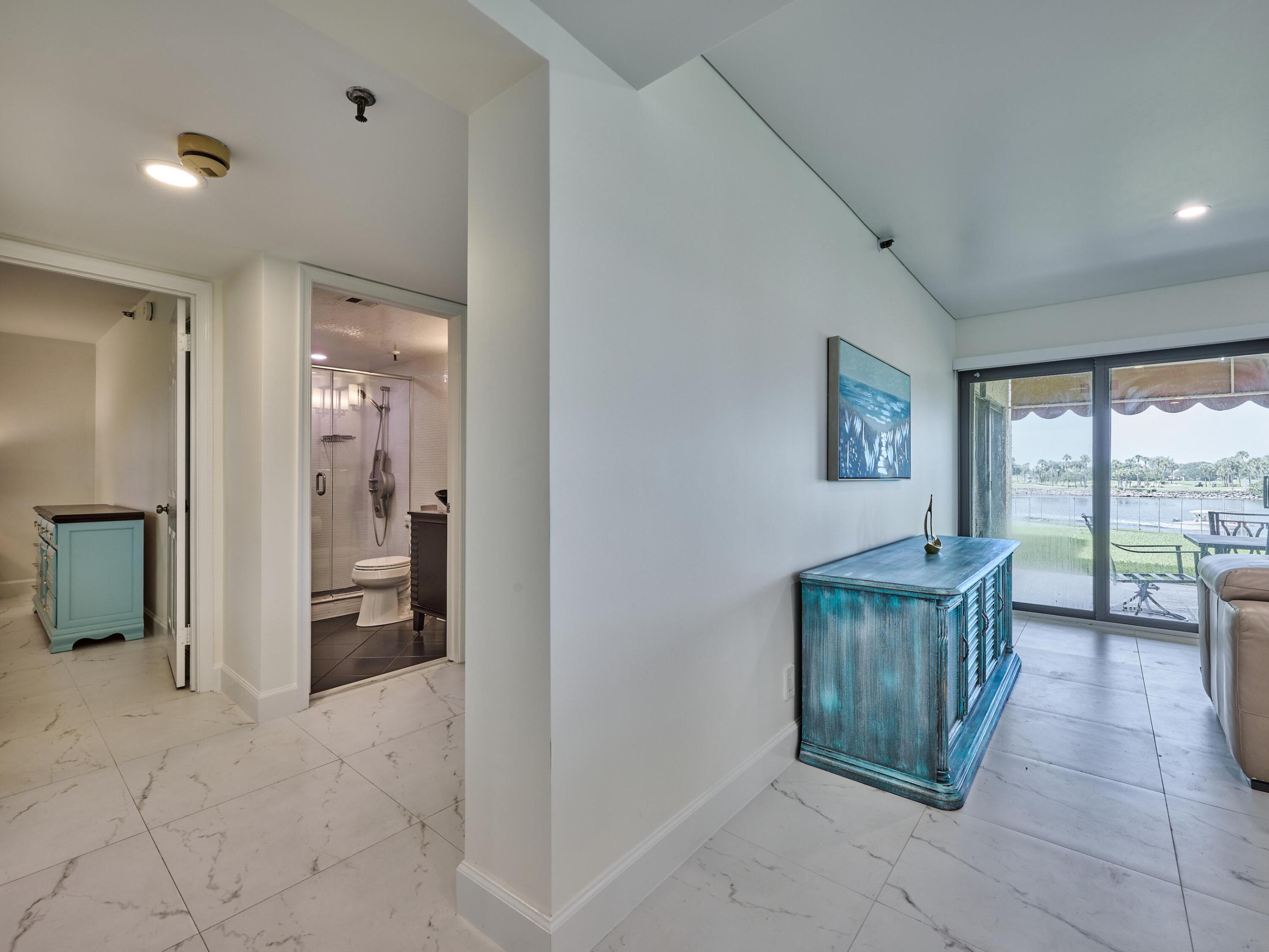 374 Golfview Road 106 Property Photo 37