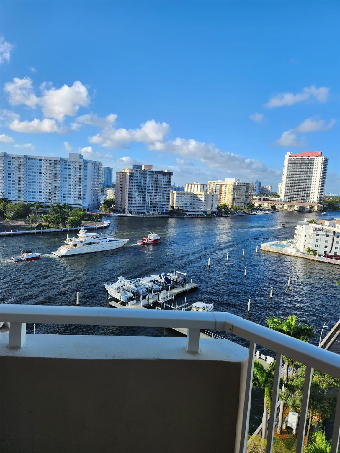 1965 S OCEAN Drive 9Q Property Photo 1