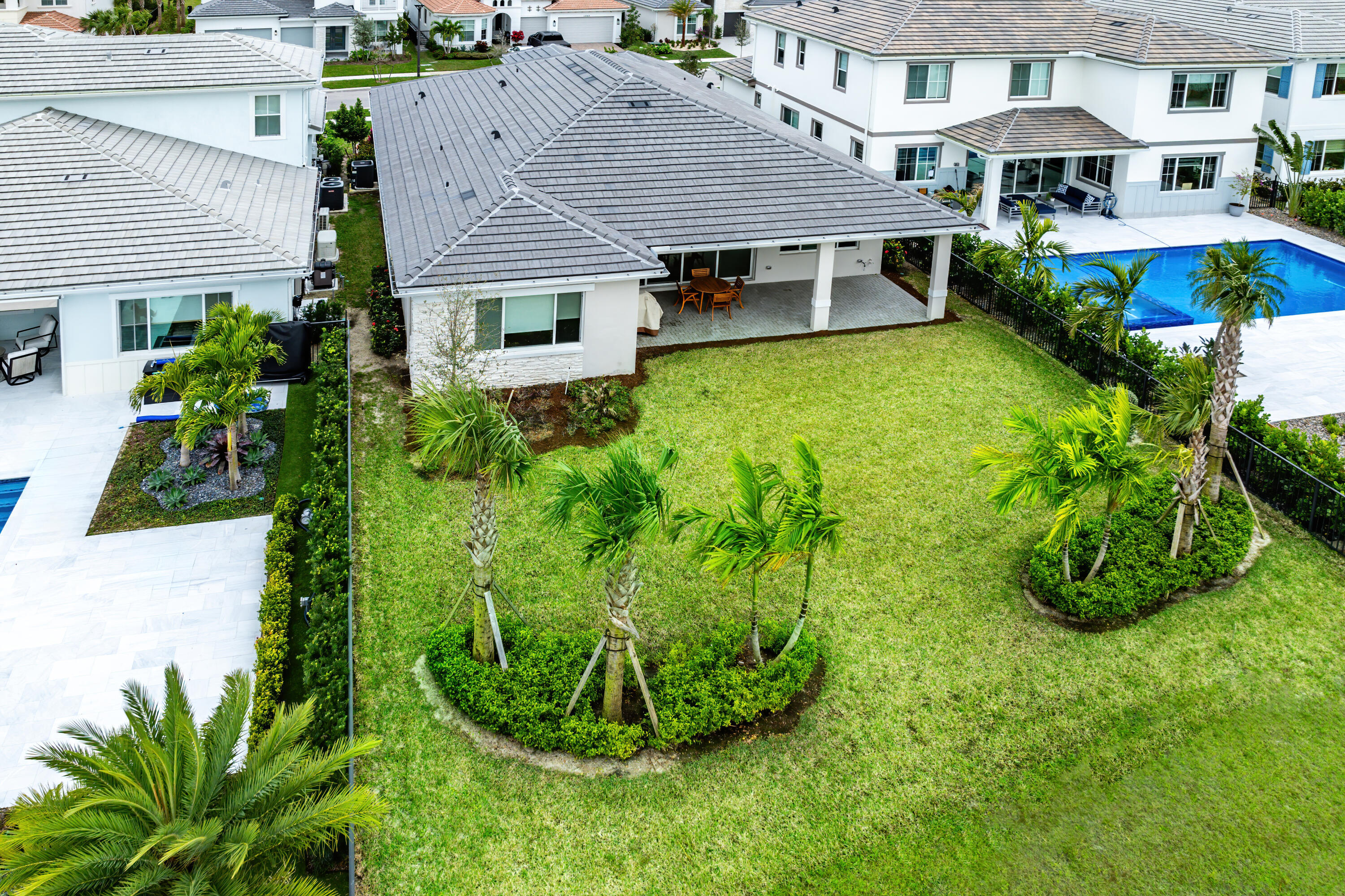 12272 Waterstone Circle Property Photo 29