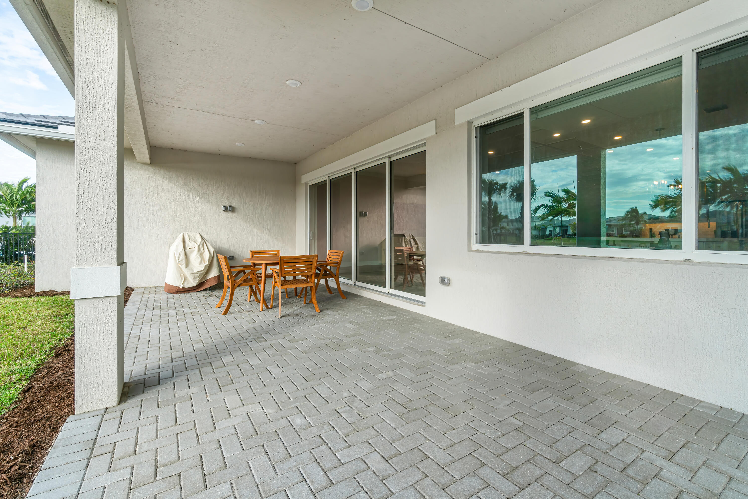 12272 Waterstone Circle Property Photo 32