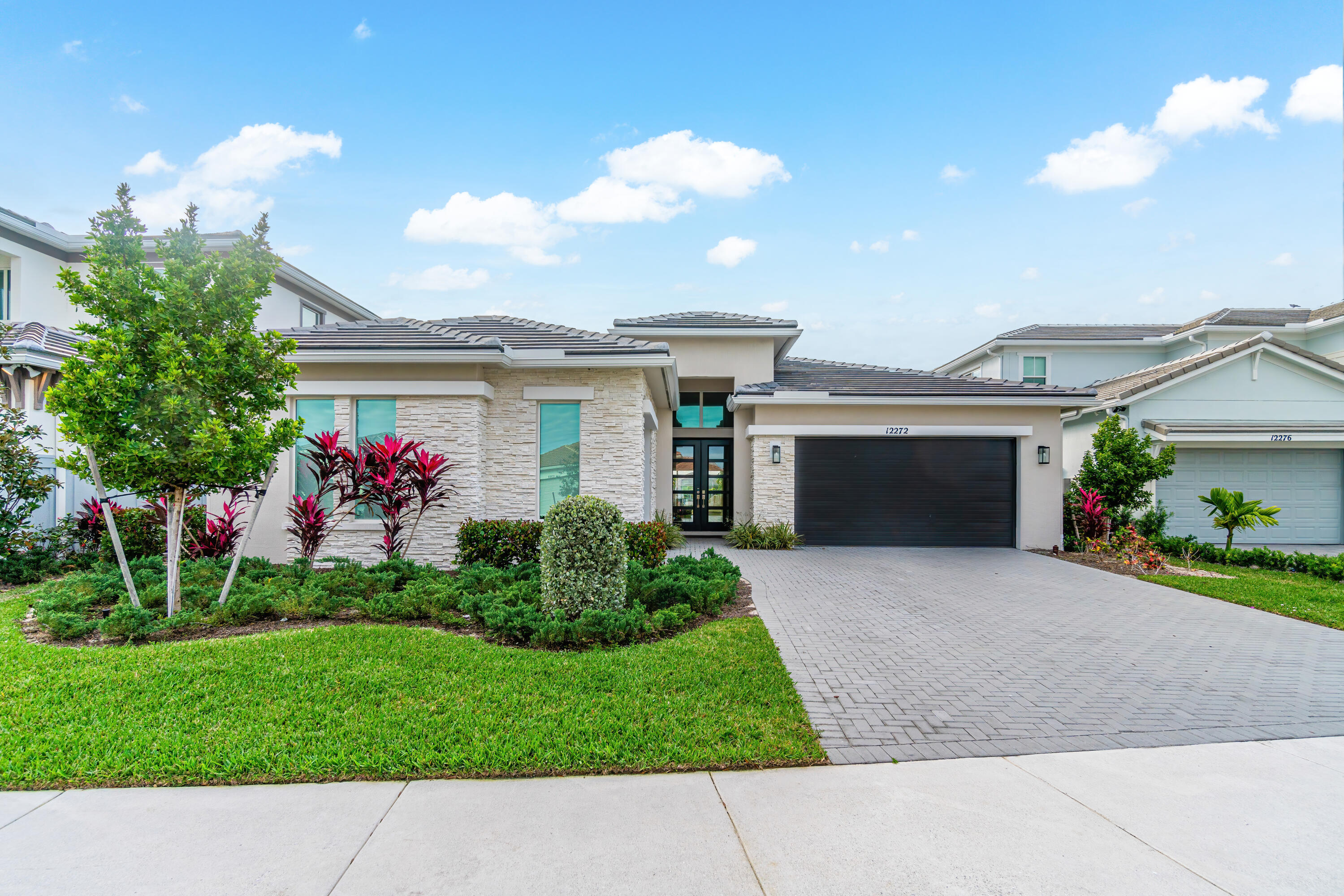 12272 Waterstone Circle Property Photo 38