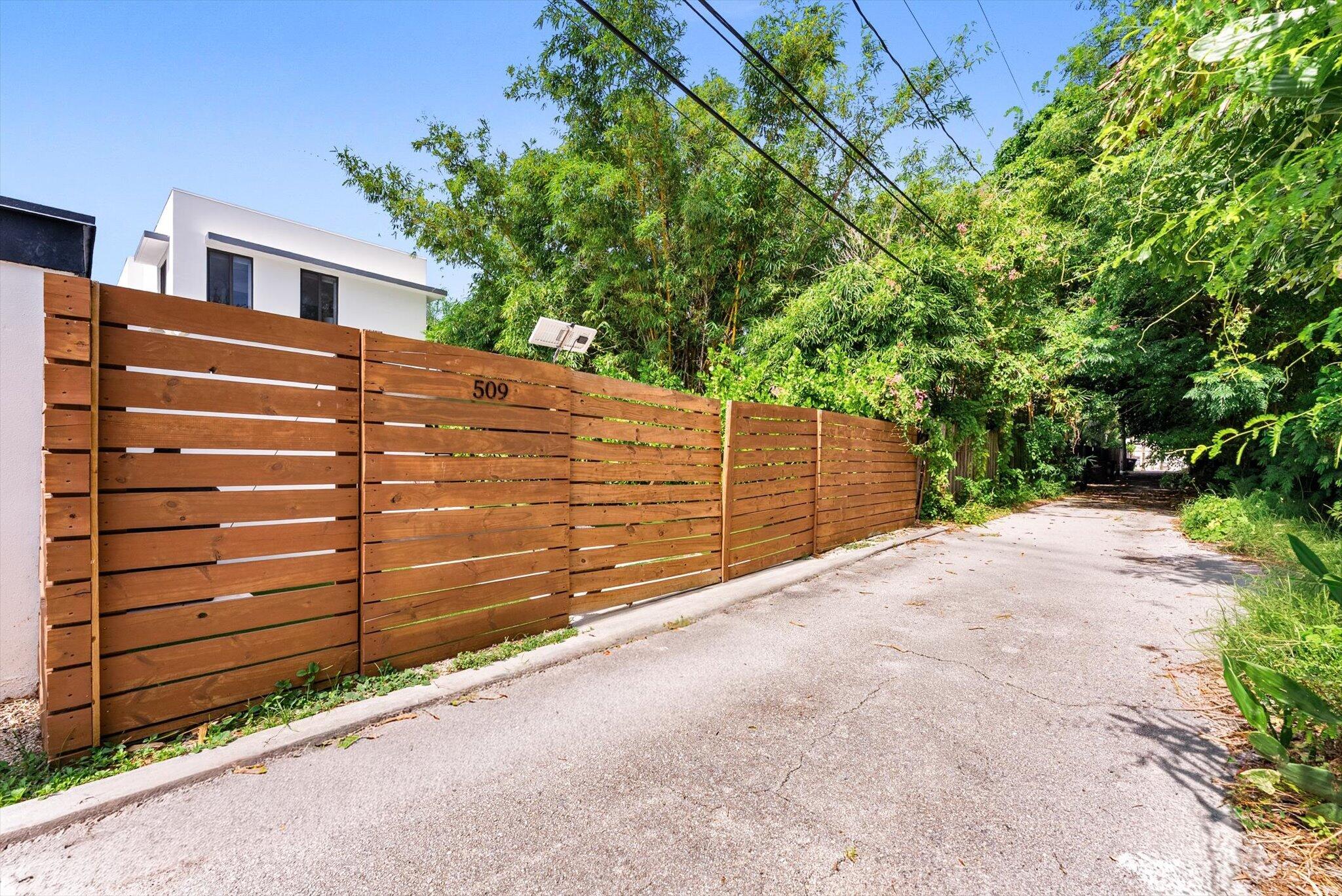 509 38th Street Property Photo 61