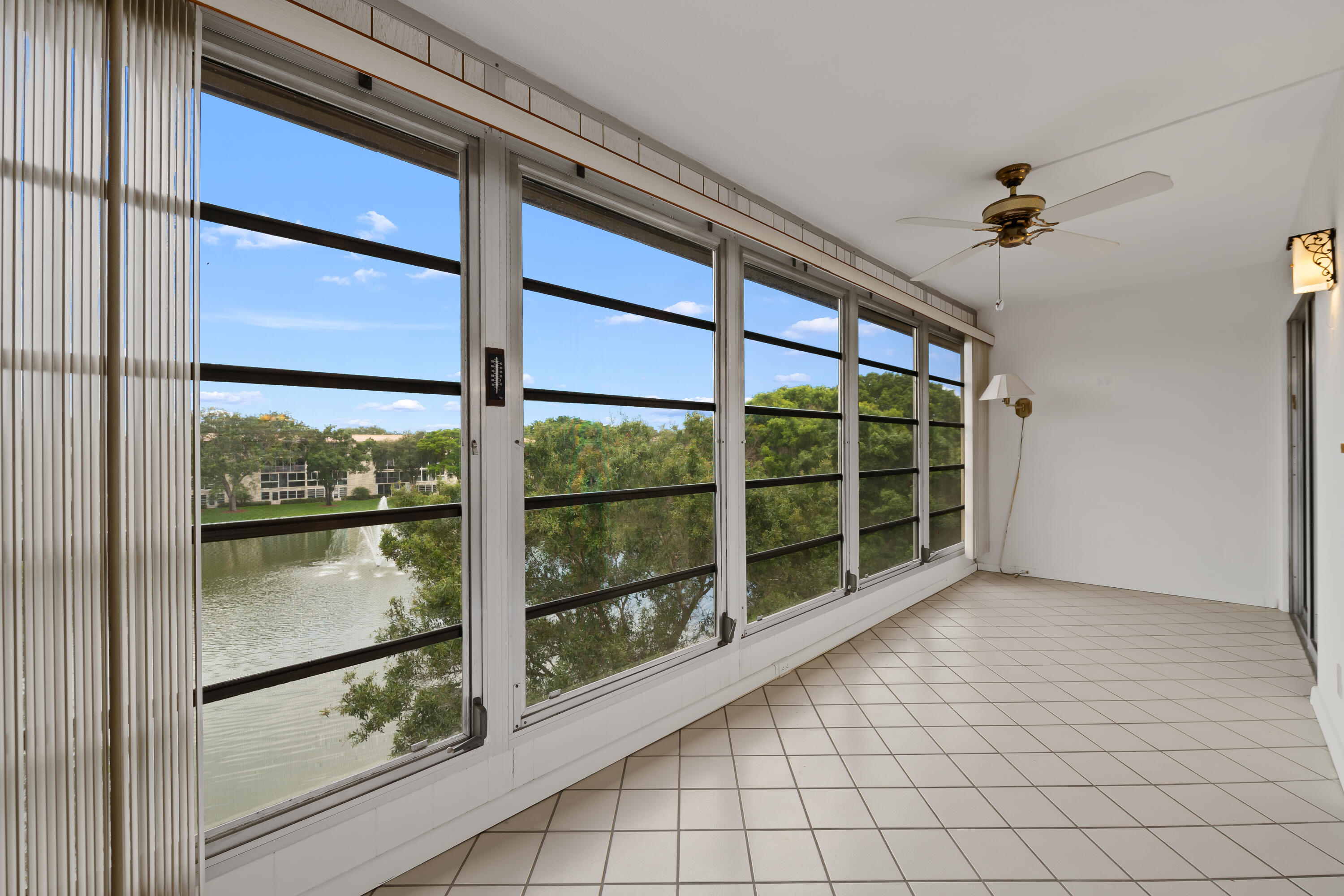 2202 Lucaya Bend D4 Property Photo 1