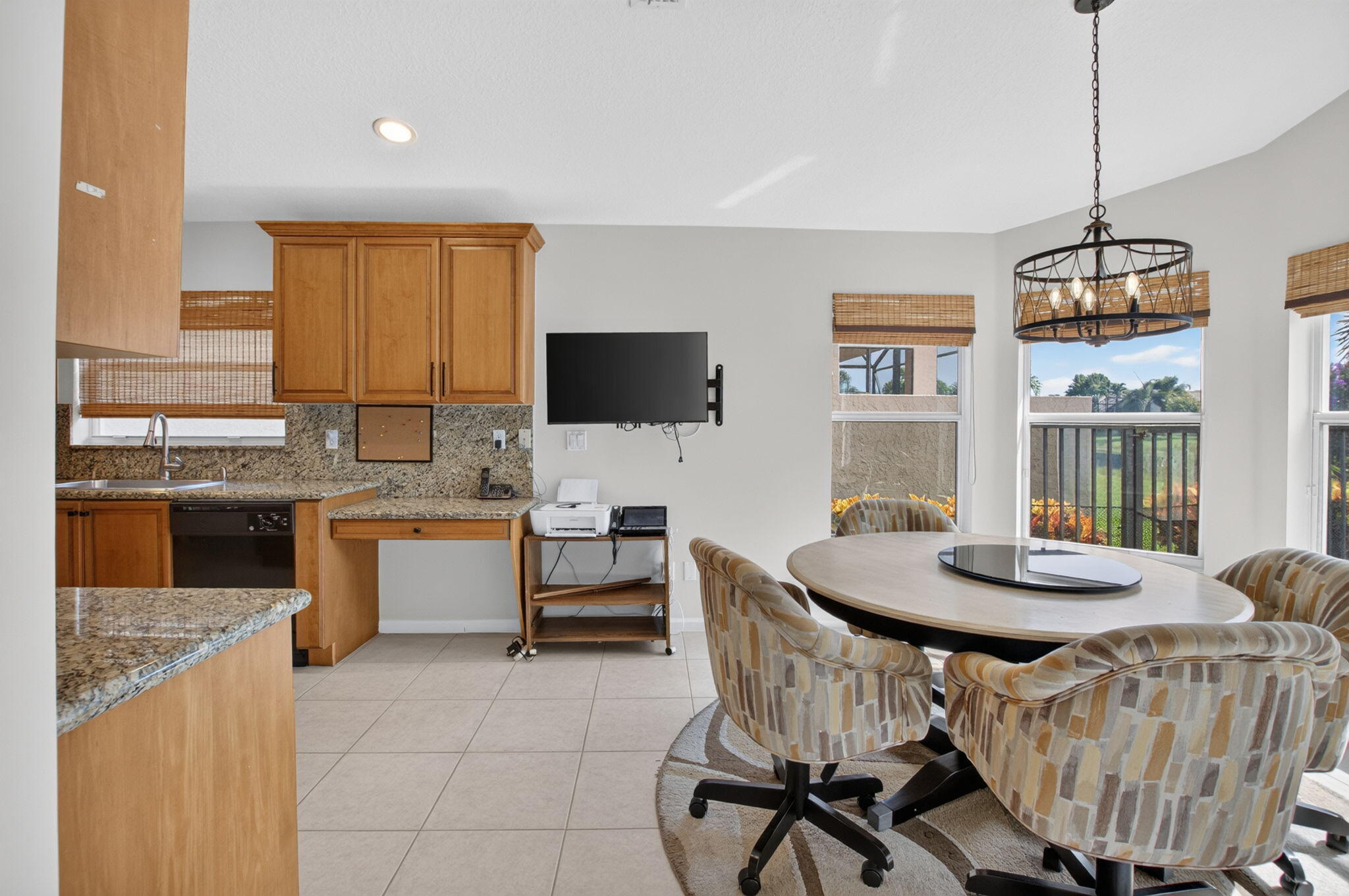 6815 Imperial Beach Circle Property Photo 10