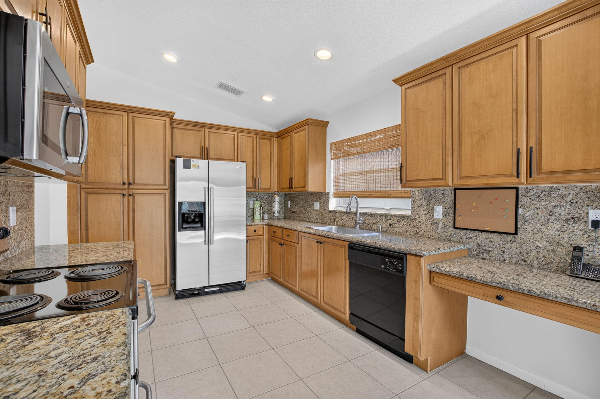 6815 Imperial Beach Circle Property Photo 13