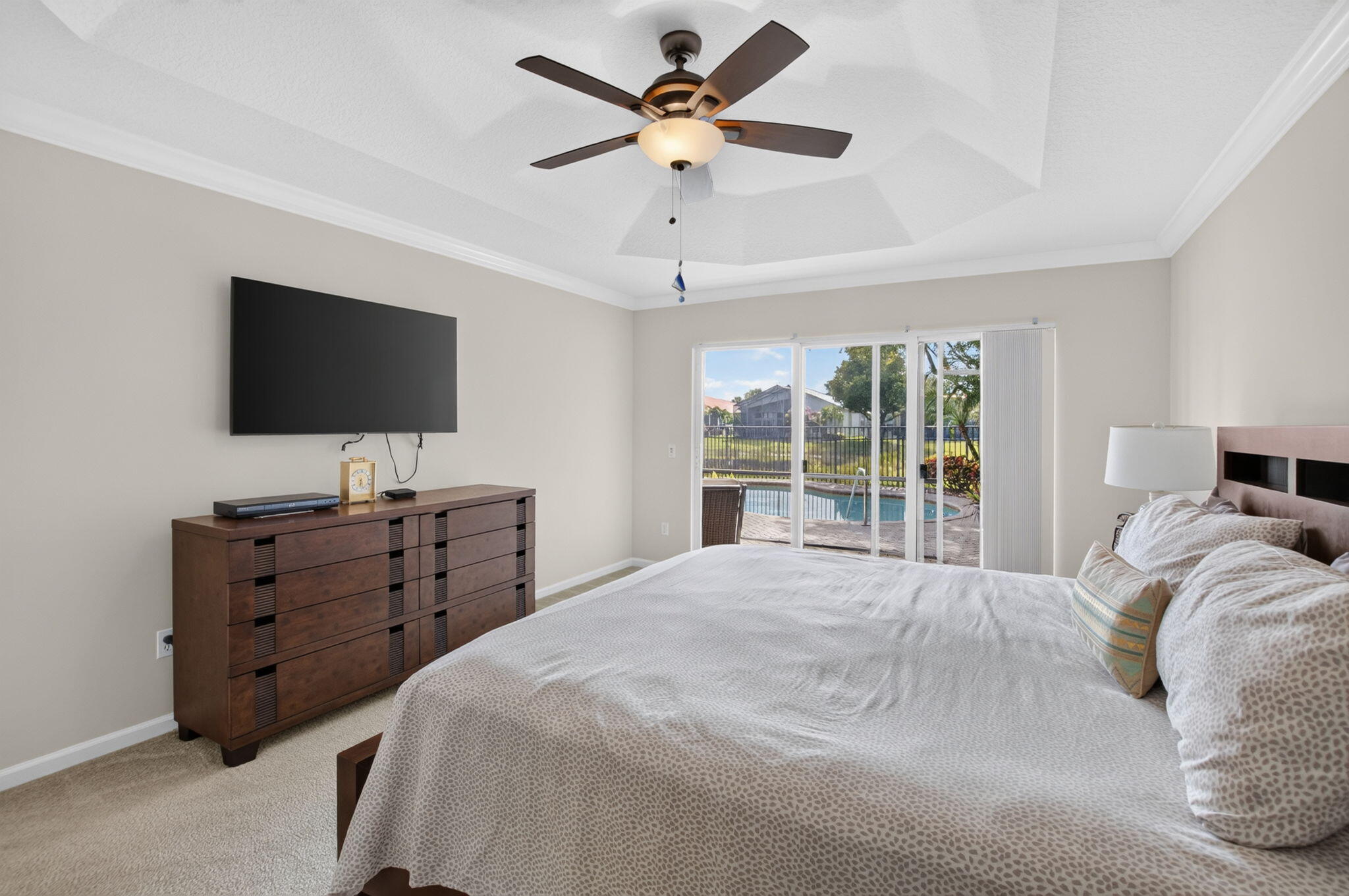 6815 Imperial Beach Circle Property Photo 14