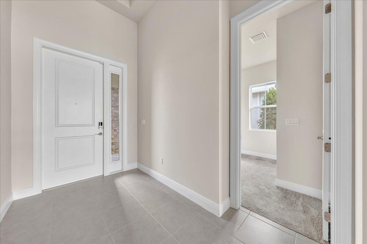 10161 Timber Creek Way Property Photo 14