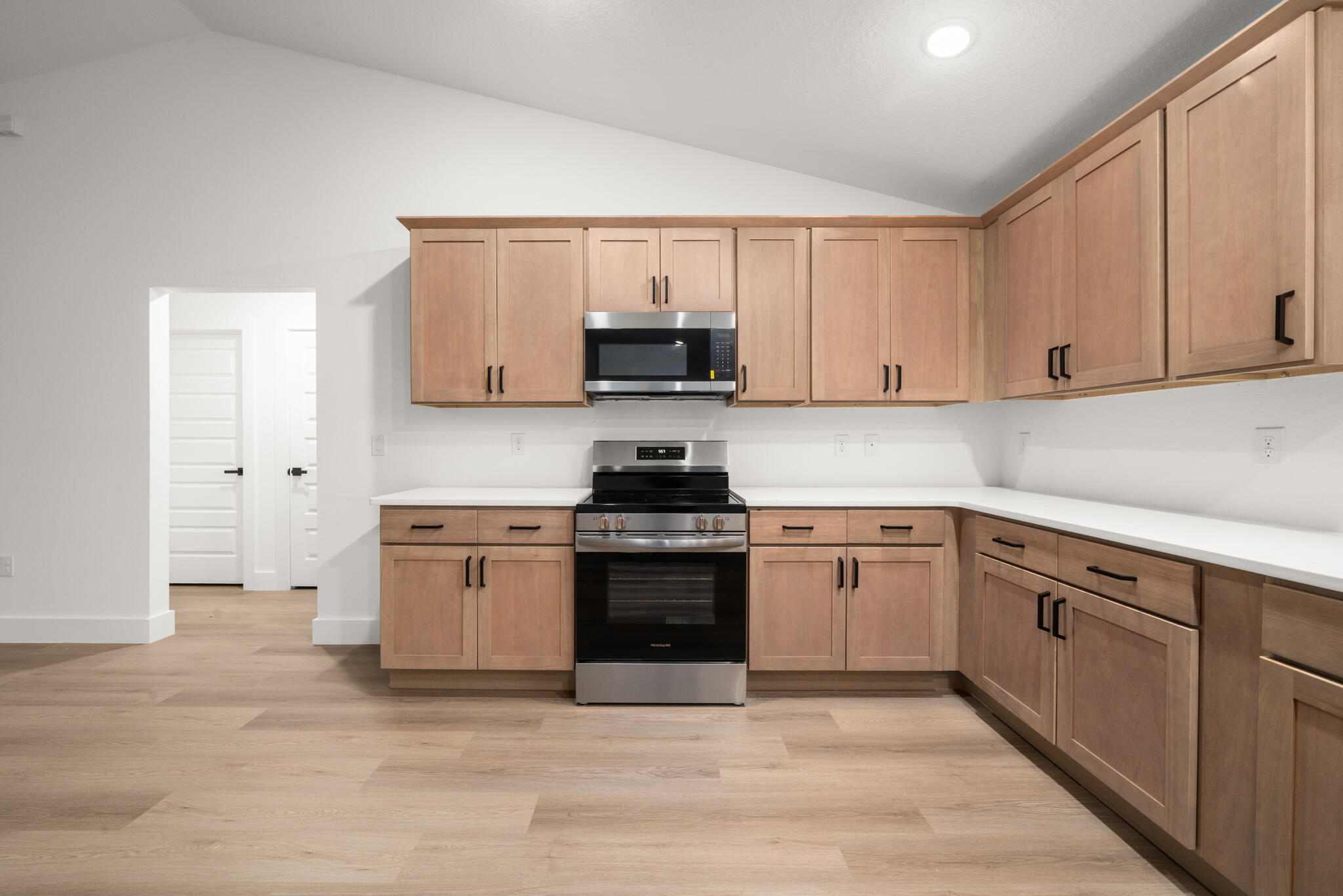 5513 Sopera Drive Property Photo 10