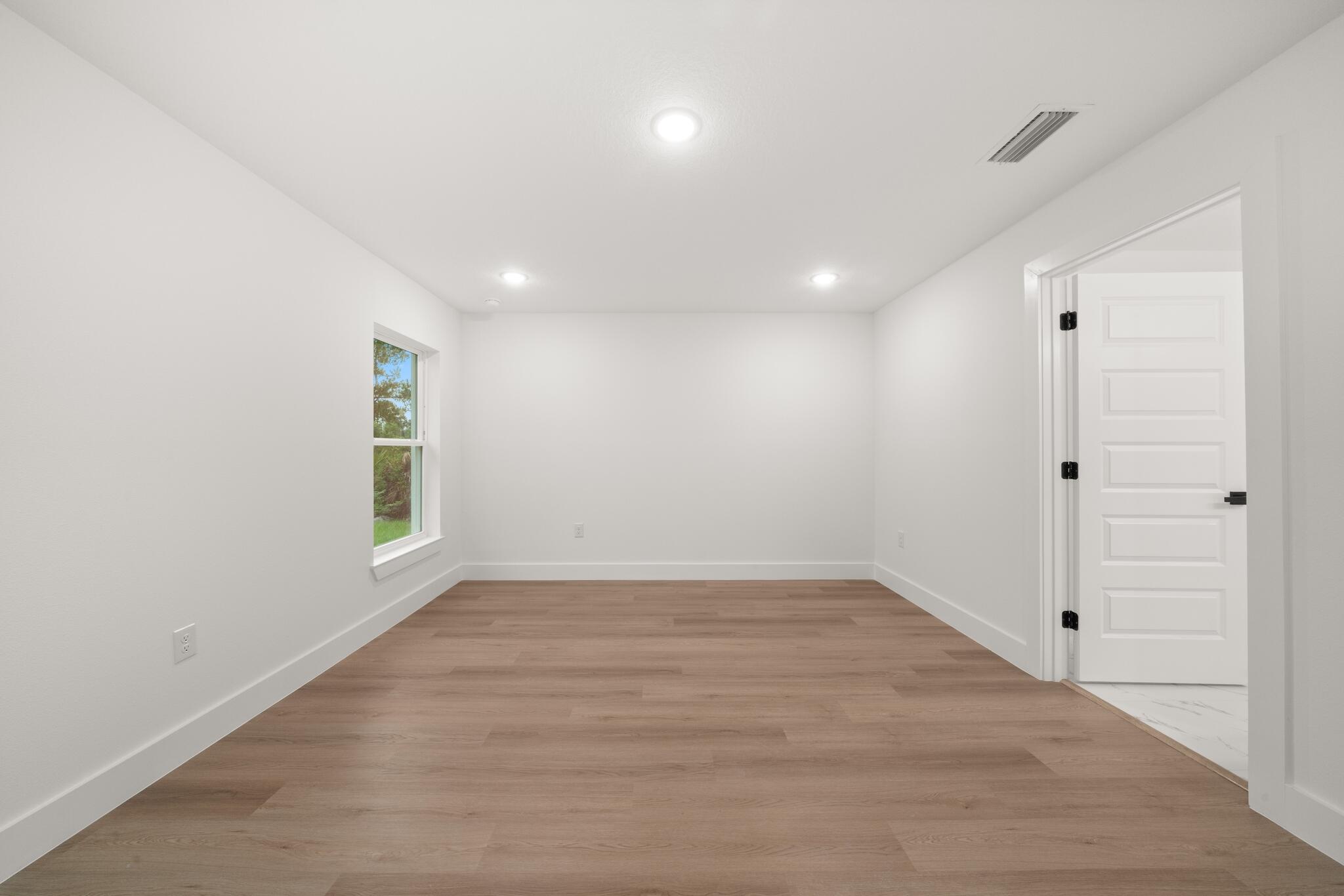 5513 Sopera Drive Property Photo 14