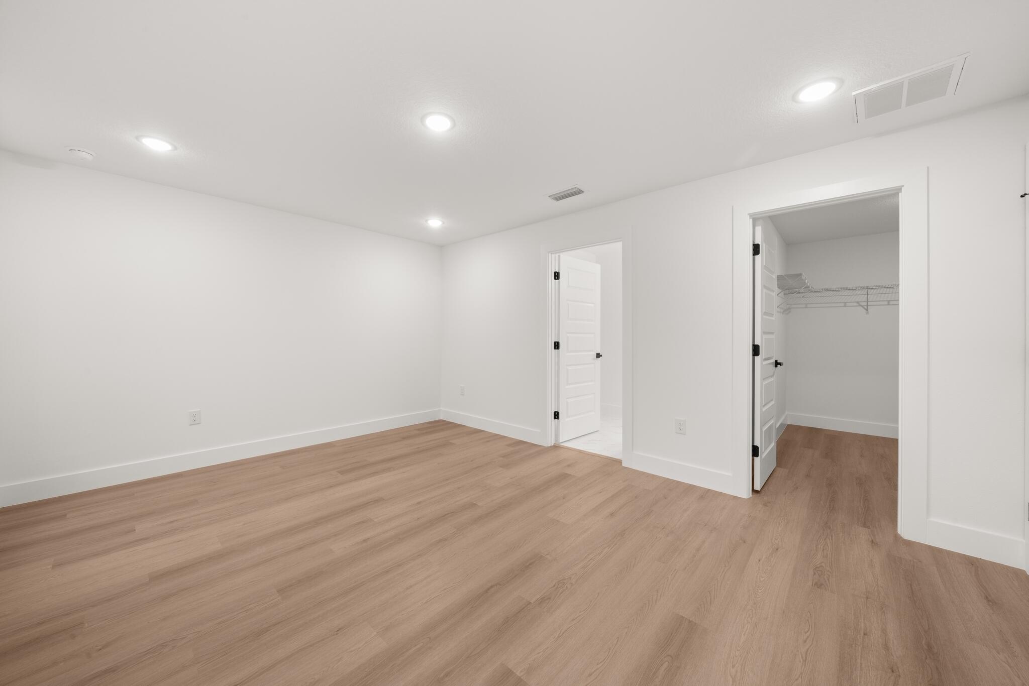 5513 Sopera Drive Property Photo 15