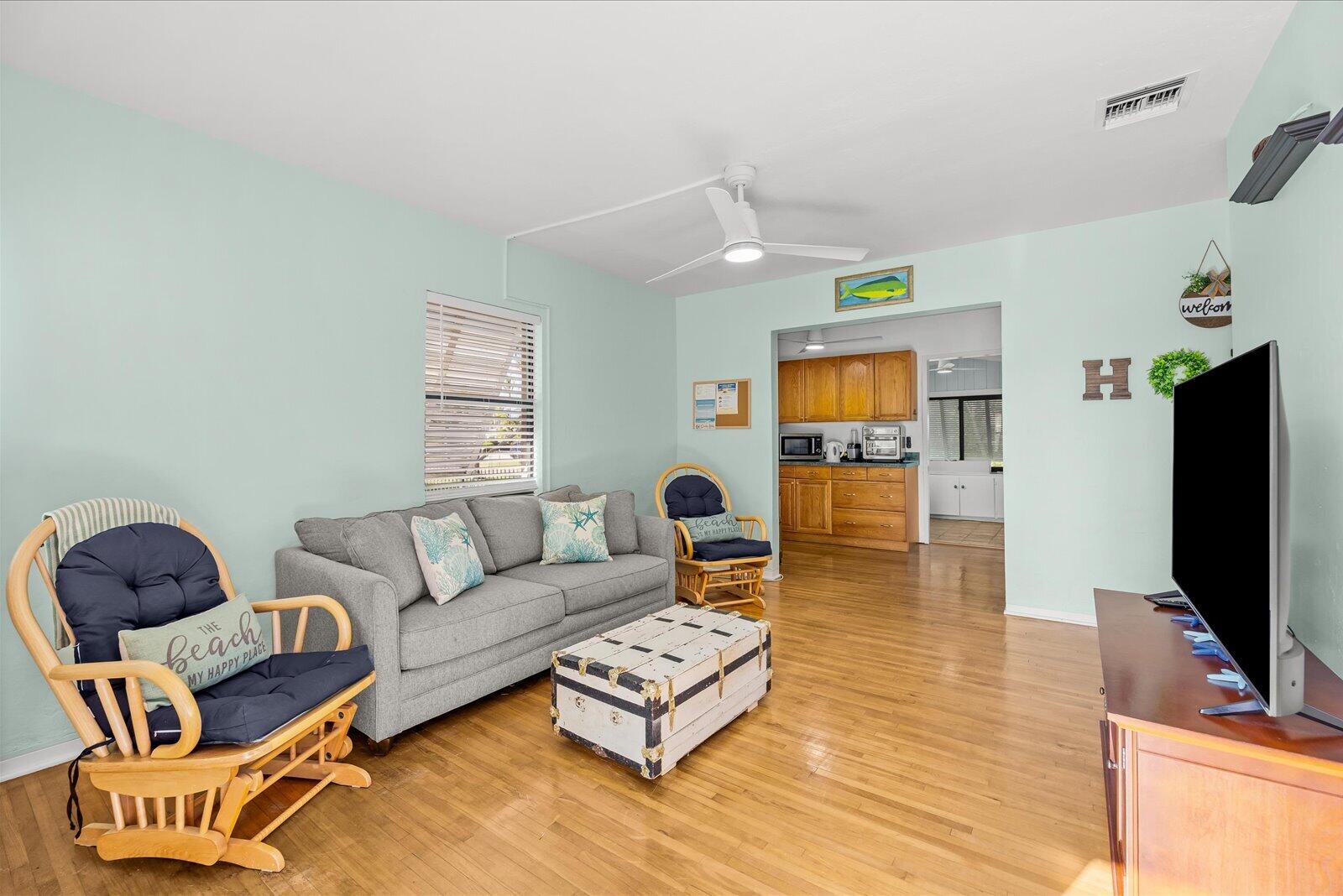 306 Fernandina Street Property Photo 6