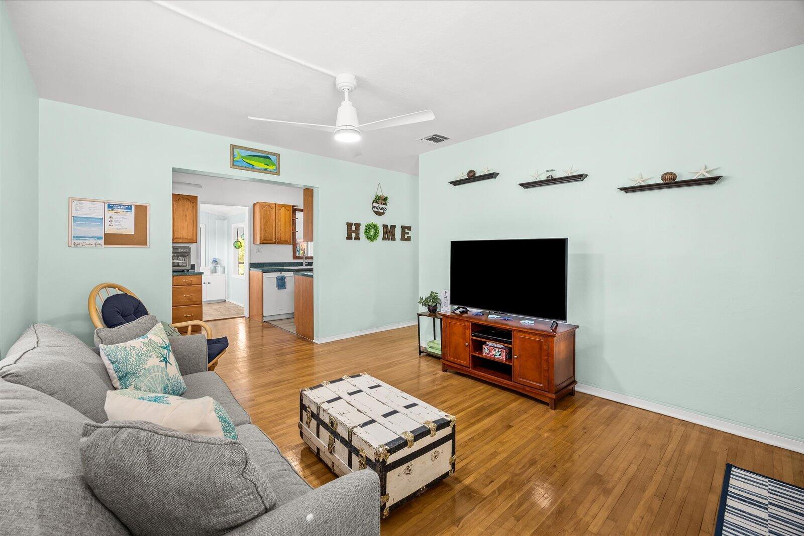 306 Fernandina Street Property Photo 7