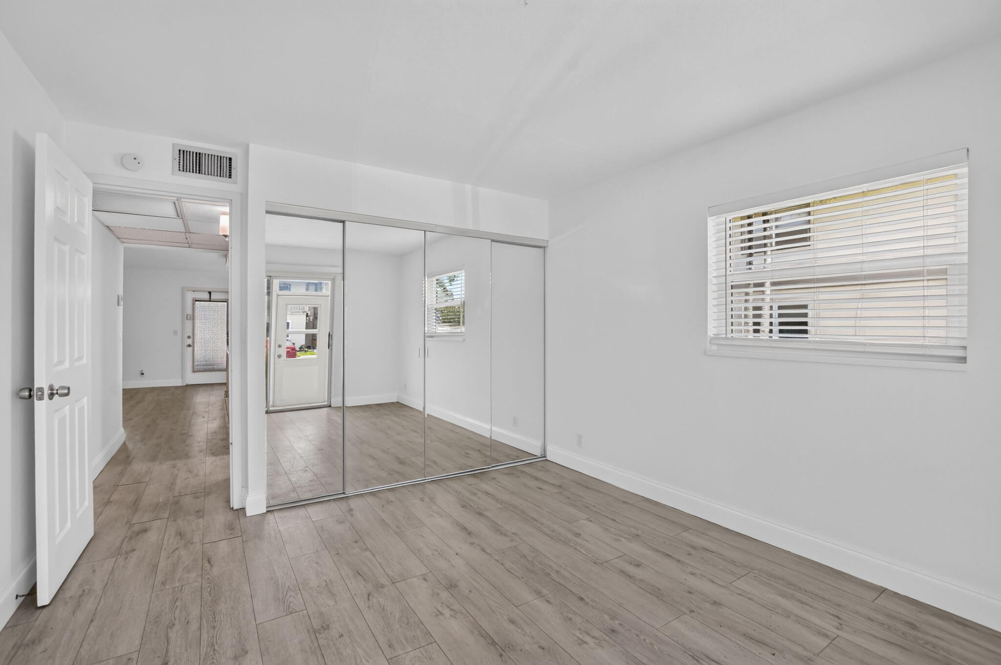 212 Monaco E Property Photo 21