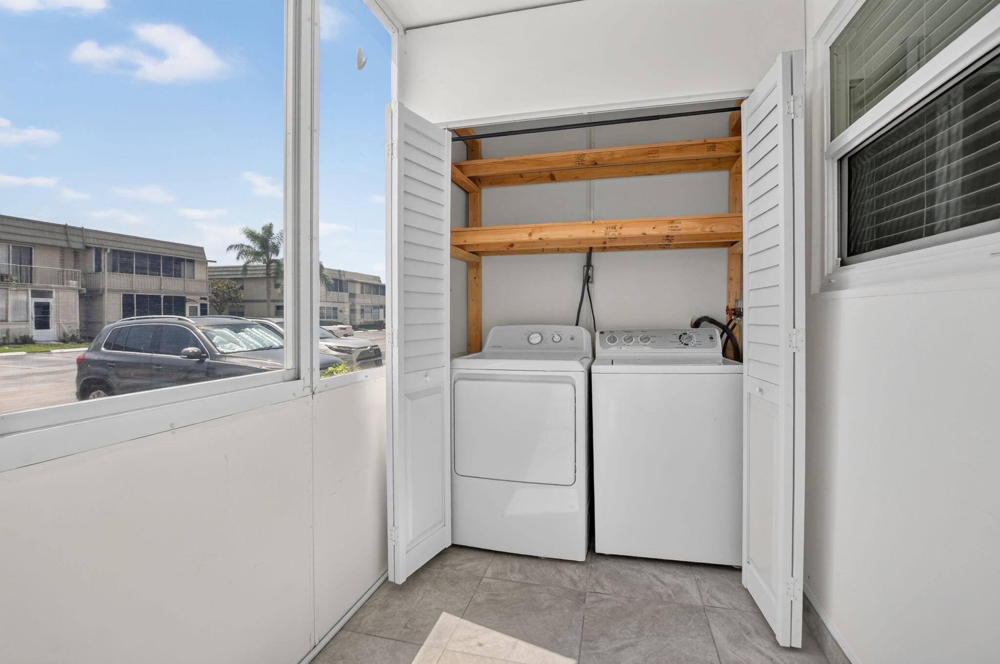 212 Monaco E Property Photo 26