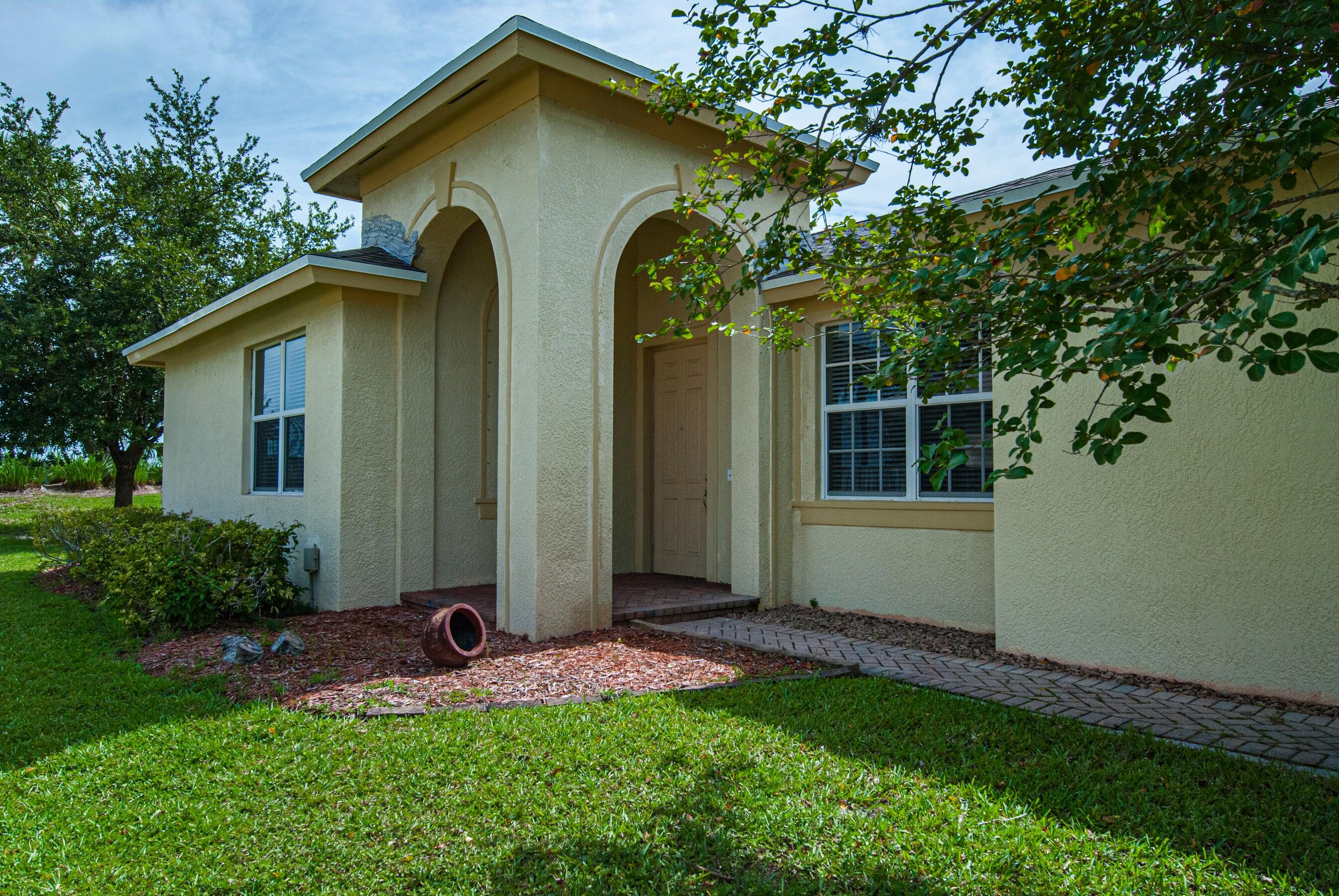 9851 E Verona Circle Property Photo 2