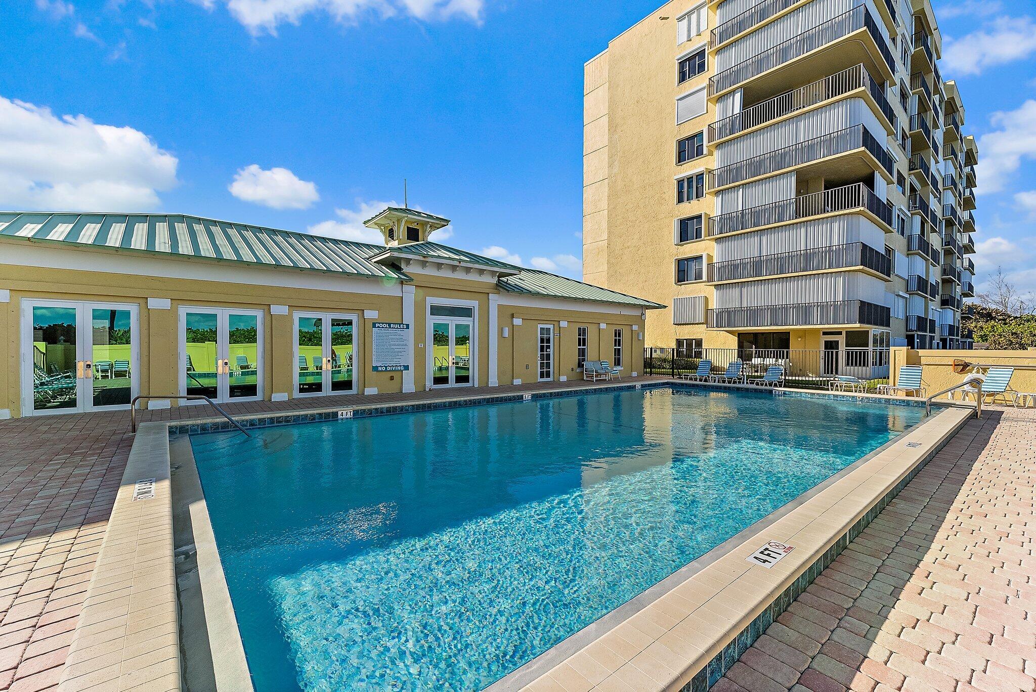 7370 S Ocean Drive 115 Property Photo 22