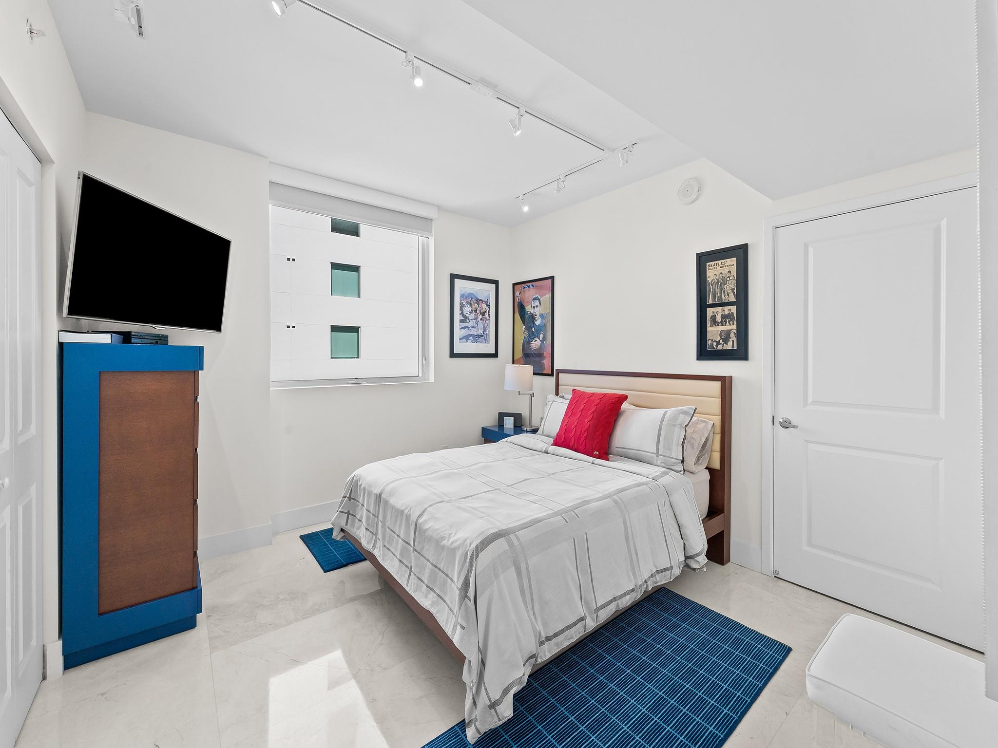 400 Sunny Isles Boulevard 1608 Property Photo 15