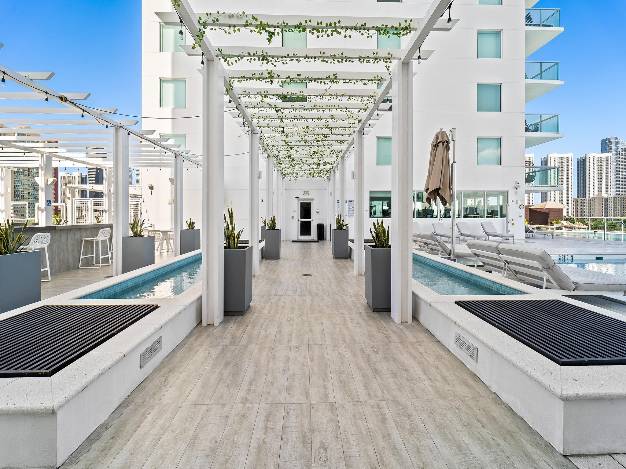 400 Sunny Isles Boulevard 1608 Property Photo 25