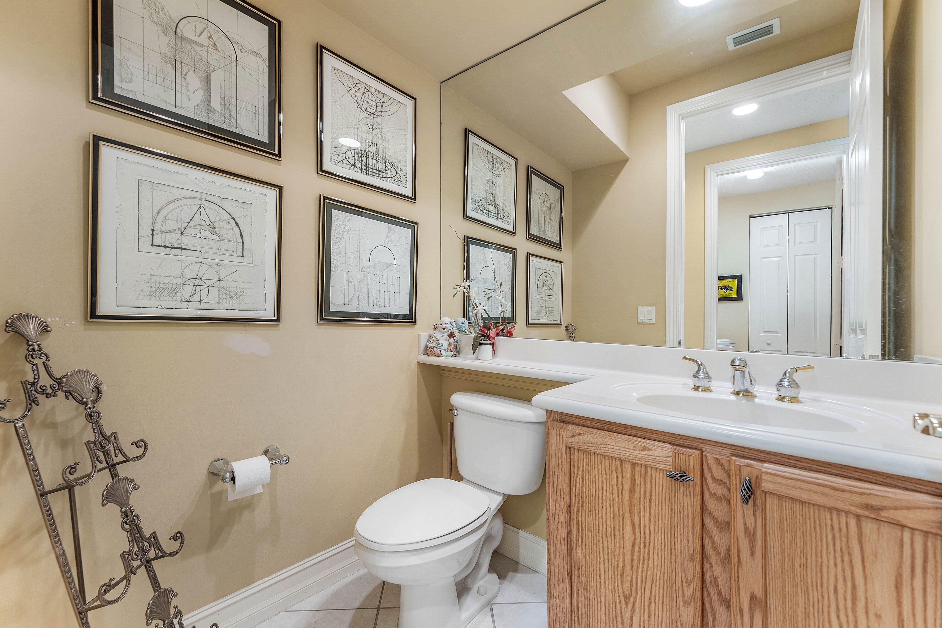 6166 Island Walk B Property Photo 20