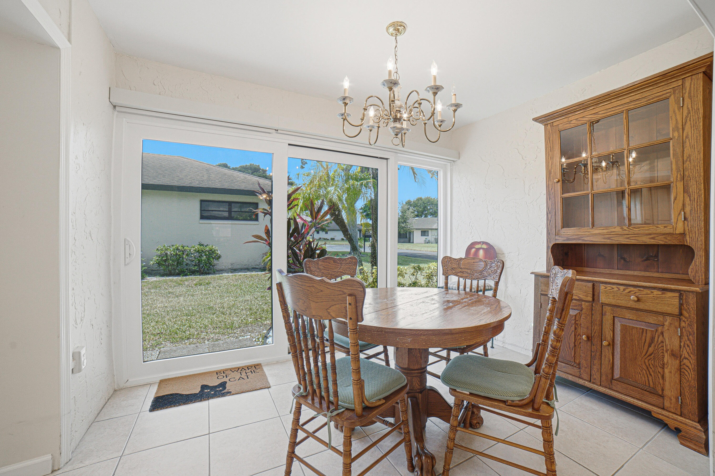 4843 Greentree Lane B Property Photo 8