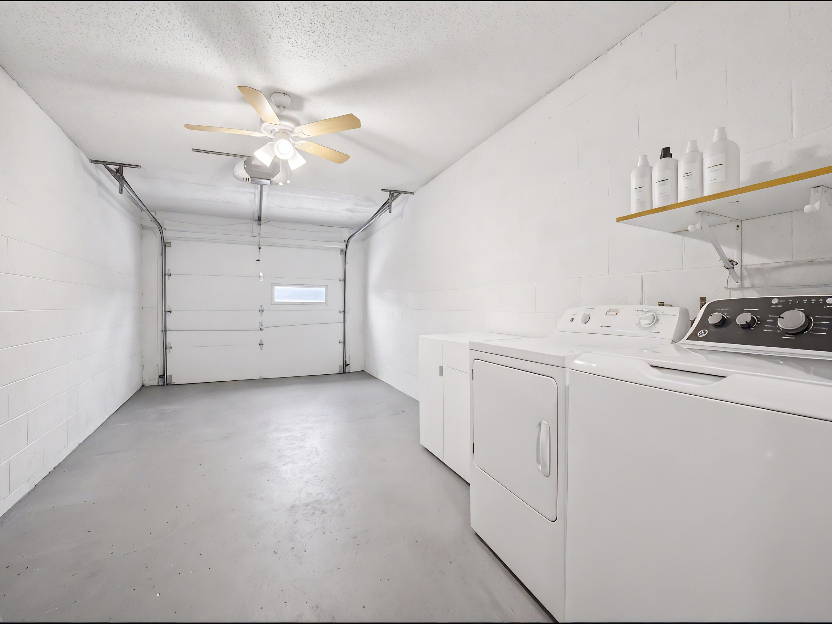 4843 Greentree Lane B Property Photo 20
