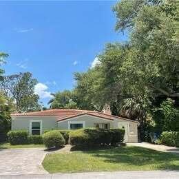 905-907 SW 11th Avenue 907 Property Photo 1