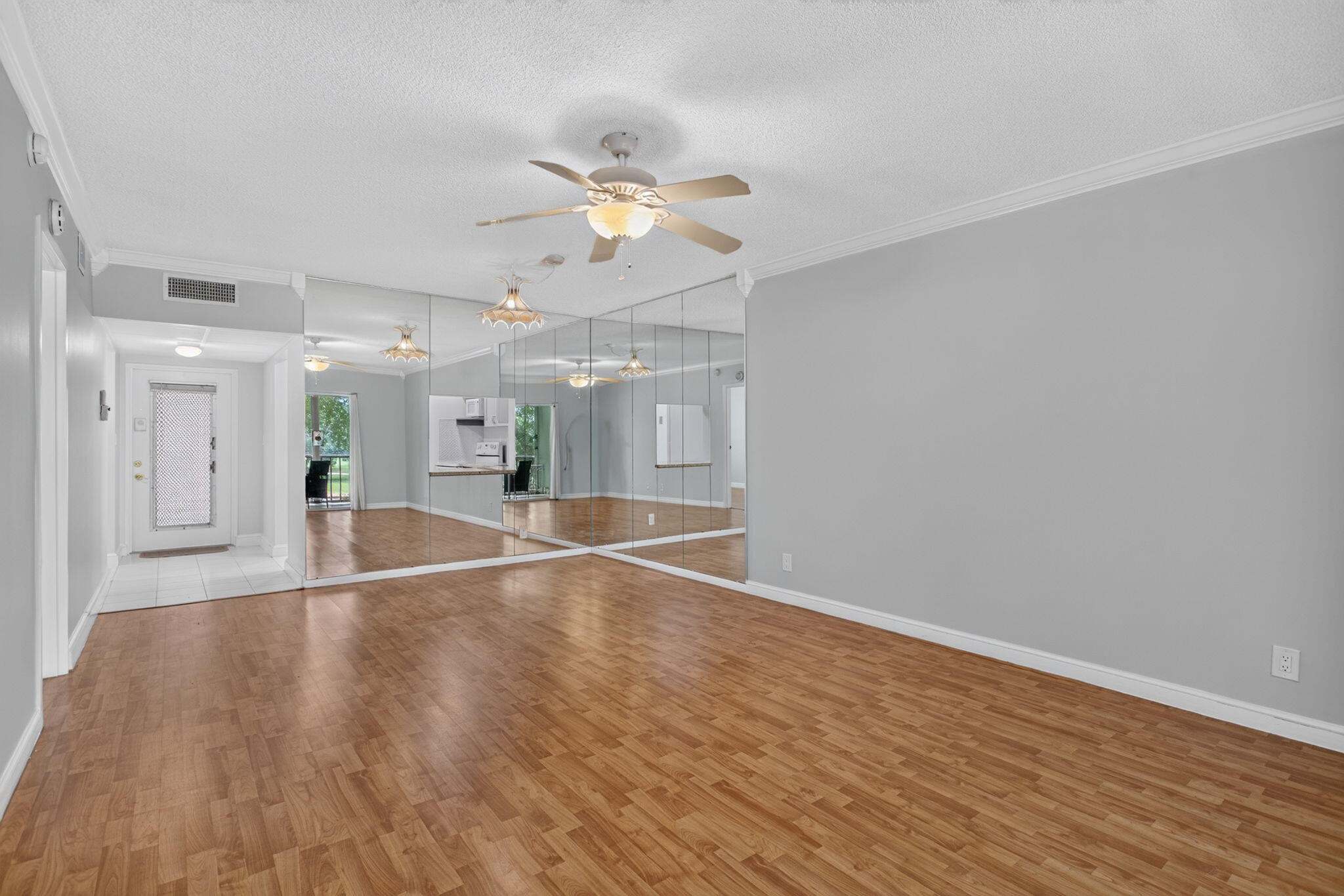 1030 Country Club Drive 205 Property Photo 15