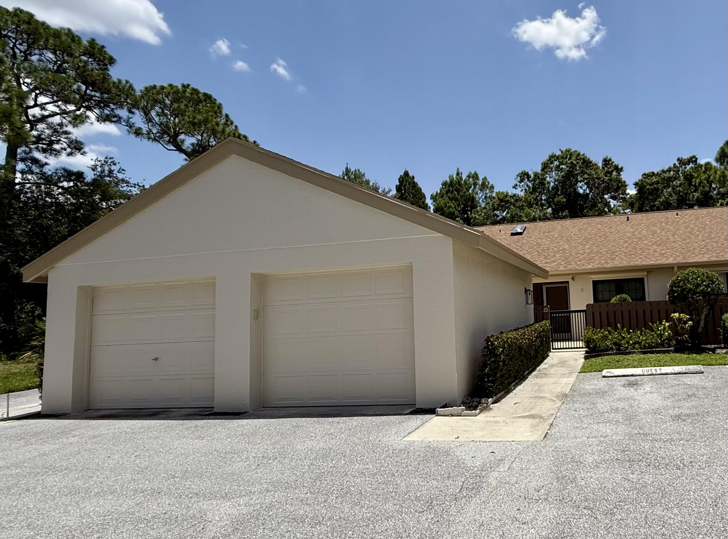 2054 Sw Silver Pine Way 123-b Property Photo 1