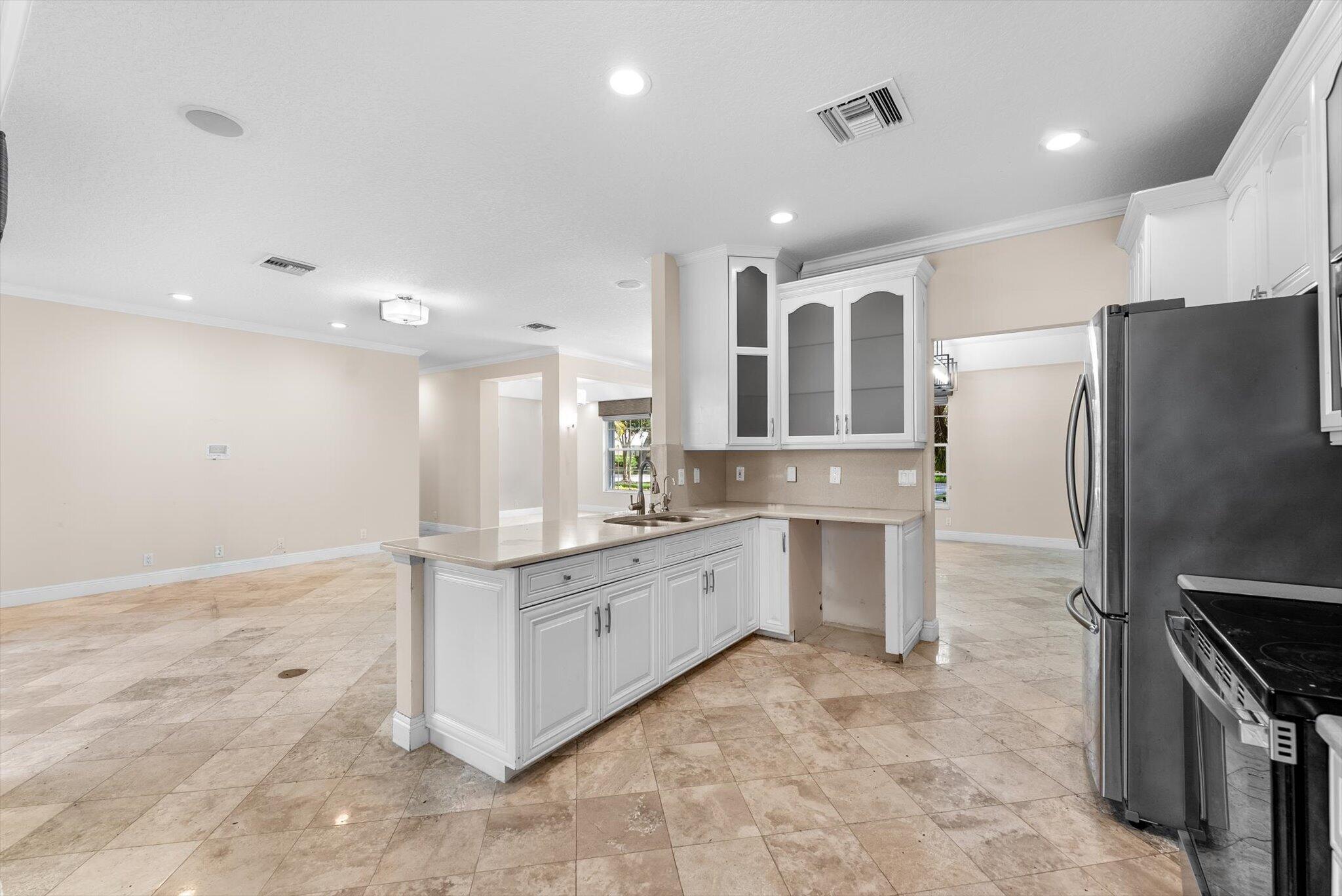 4 Glengary Road Property Photo 10