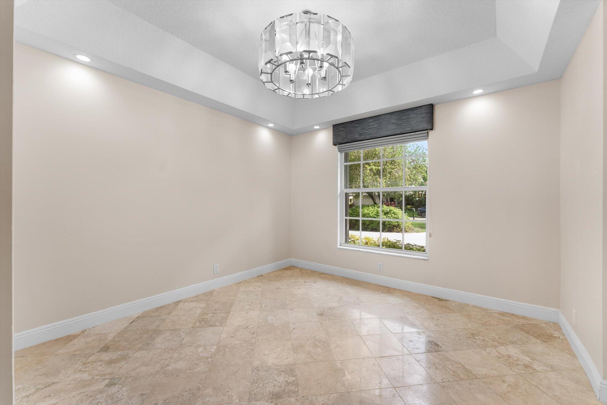 4 Glengary Road Property Photo 15
