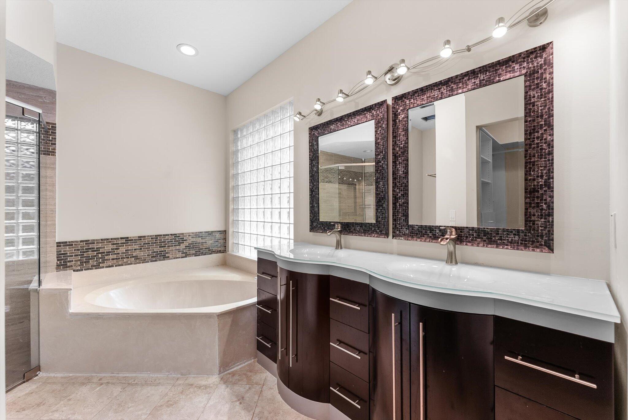 4 Glengary Road Property Photo 19