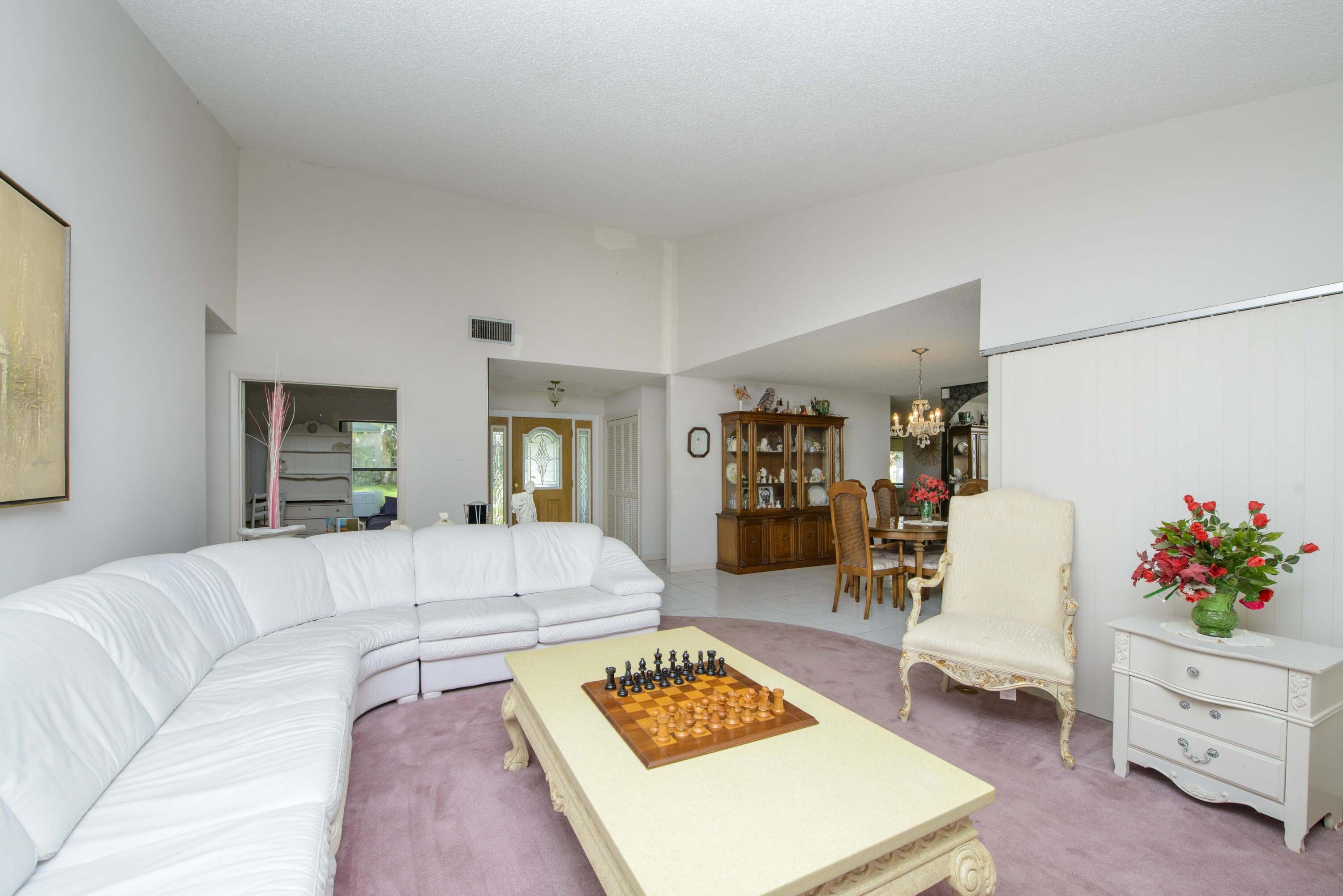 12403 Westhall Place Property Photo 10