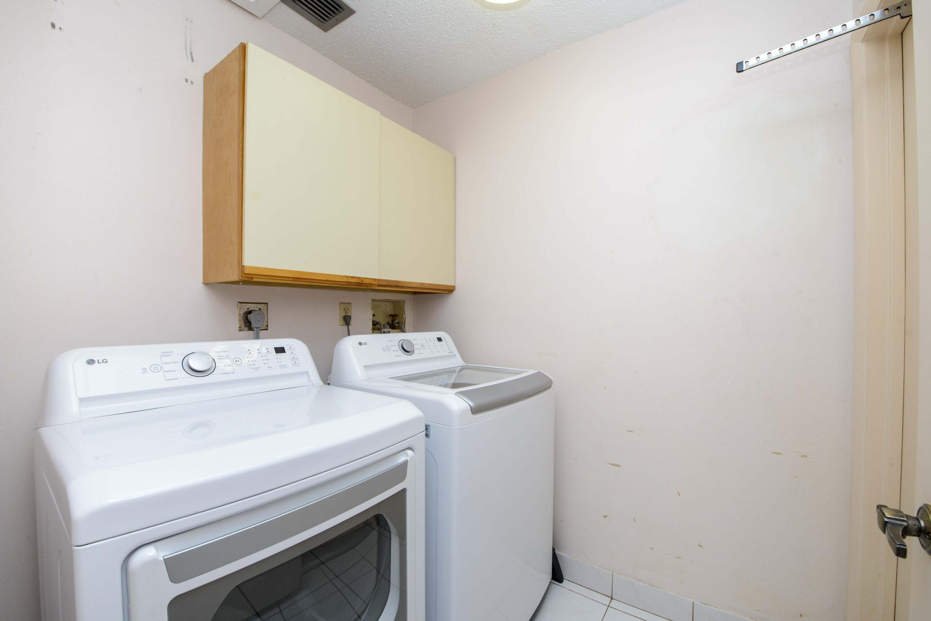 12403 Westhall Place Property Photo 31
