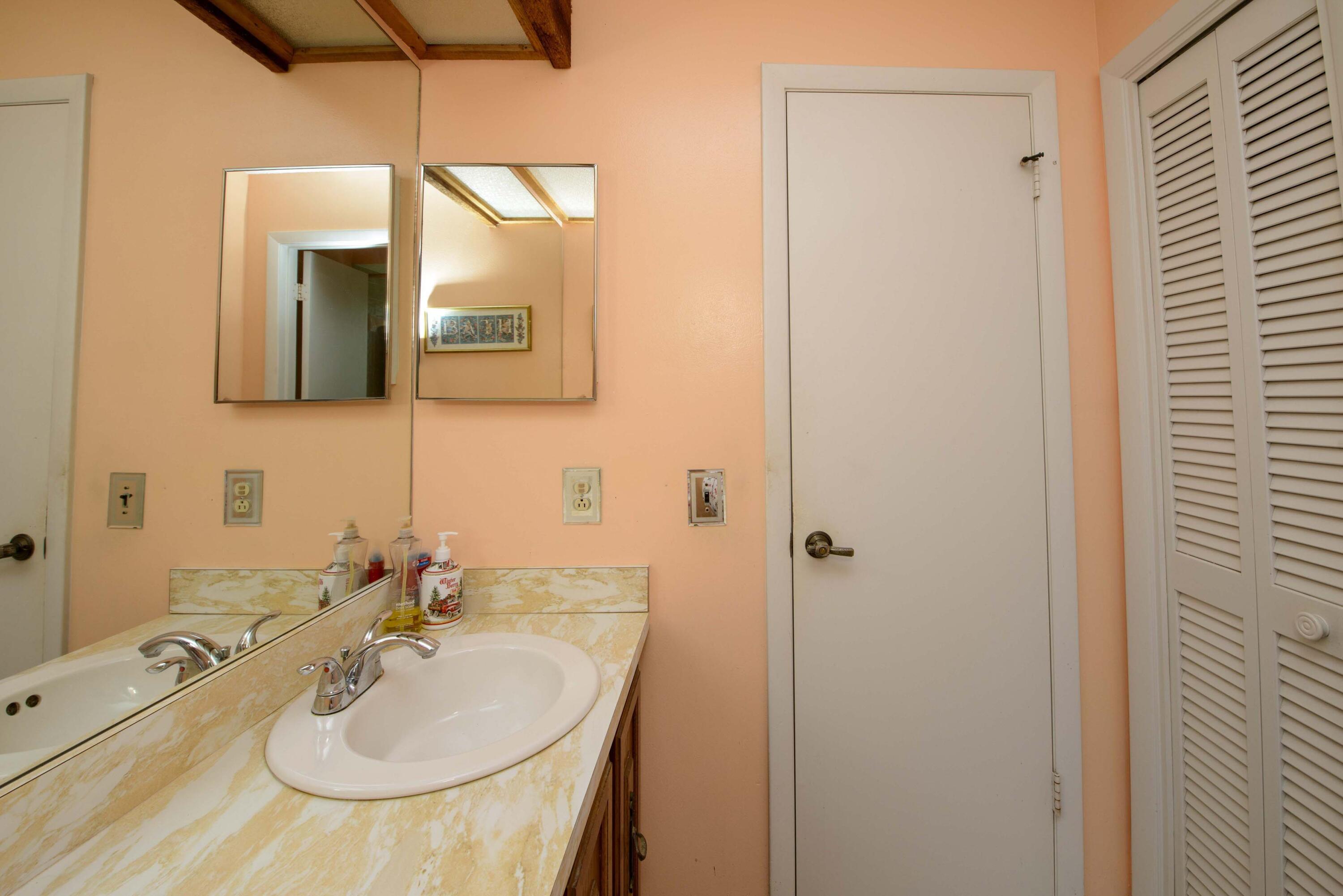 12403 Westhall Place Property Photo 58