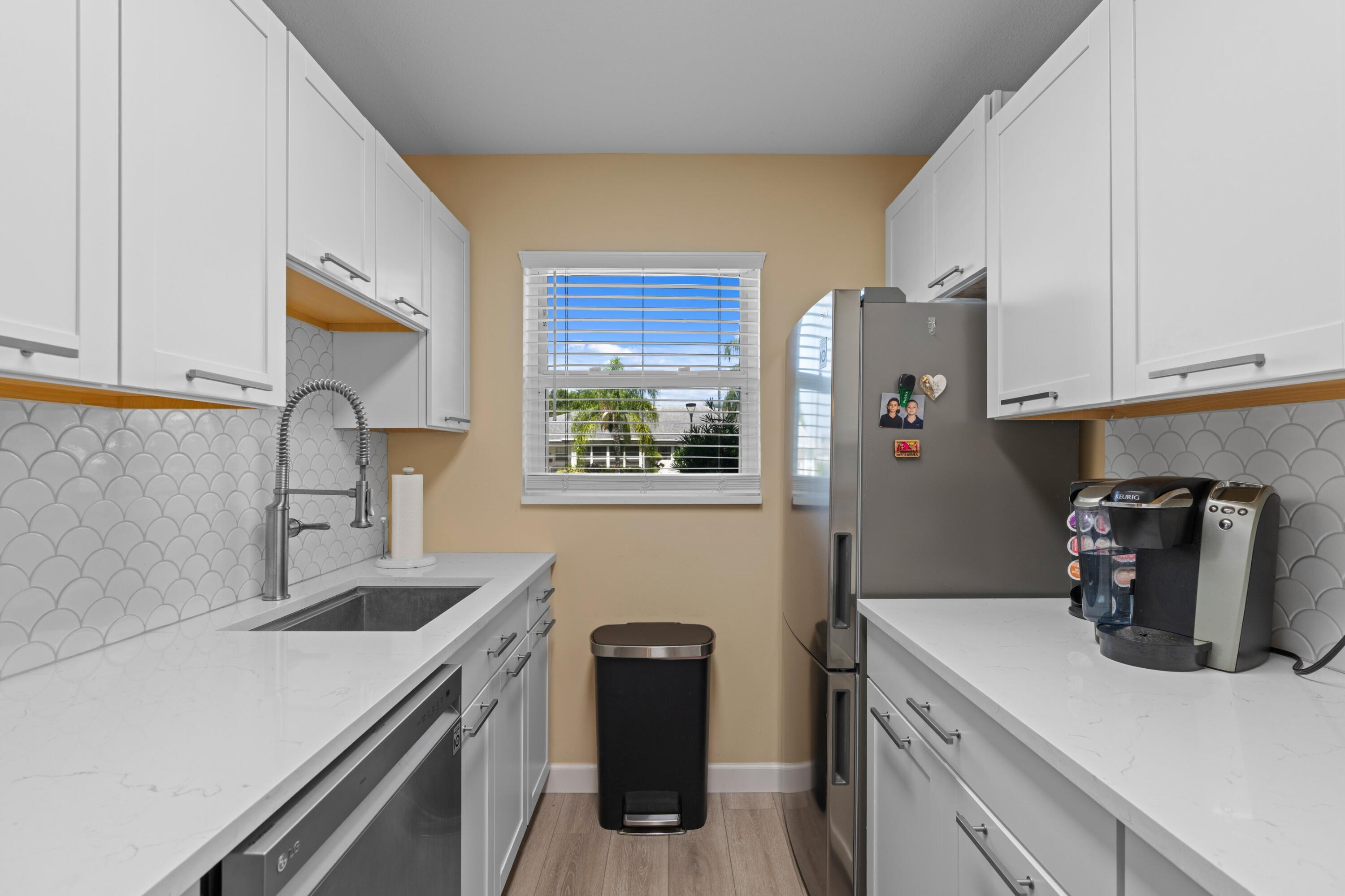 947 Circle Drive C Property Photo 9