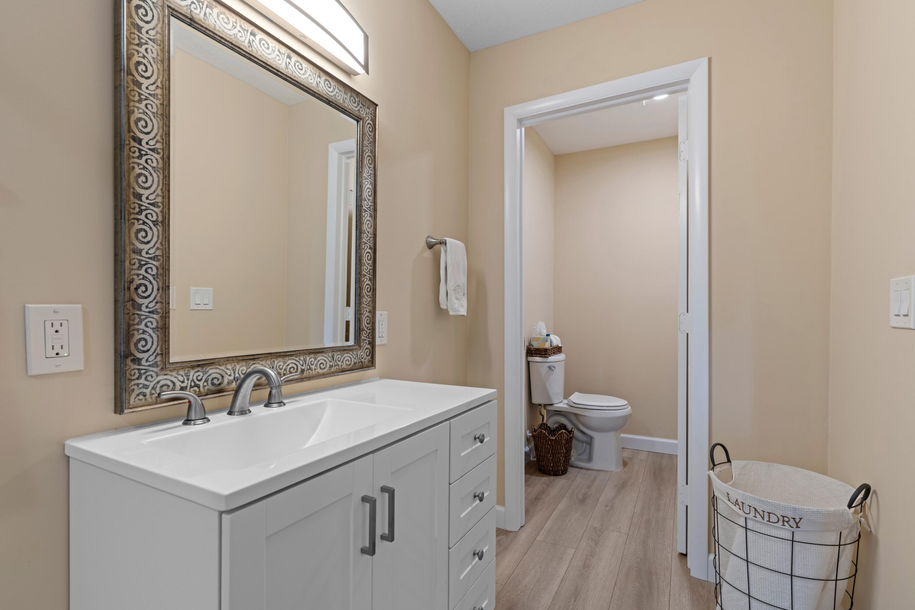 947 Circle Drive C Property Photo 18