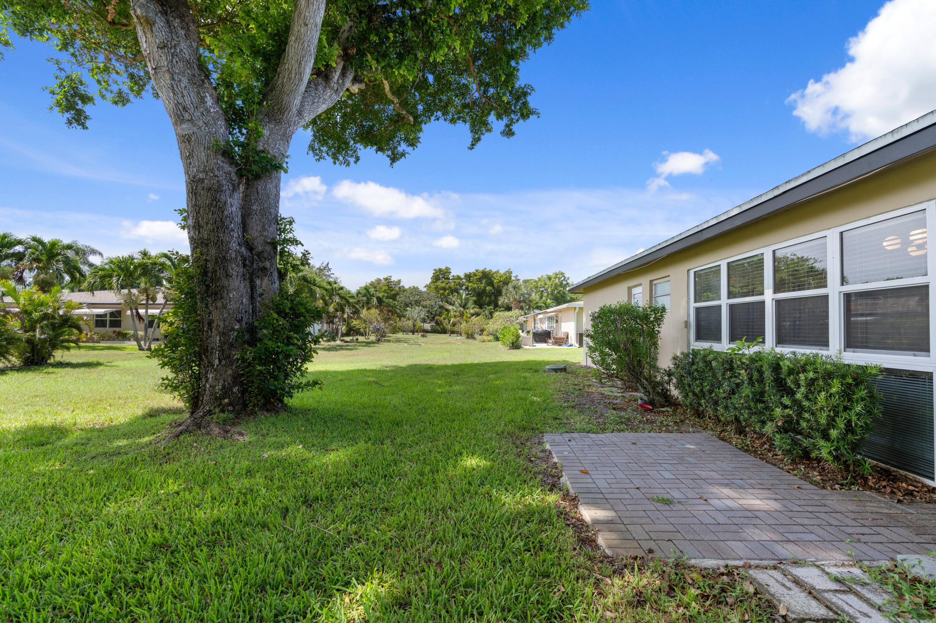 947 Circle Drive C Property Photo 21