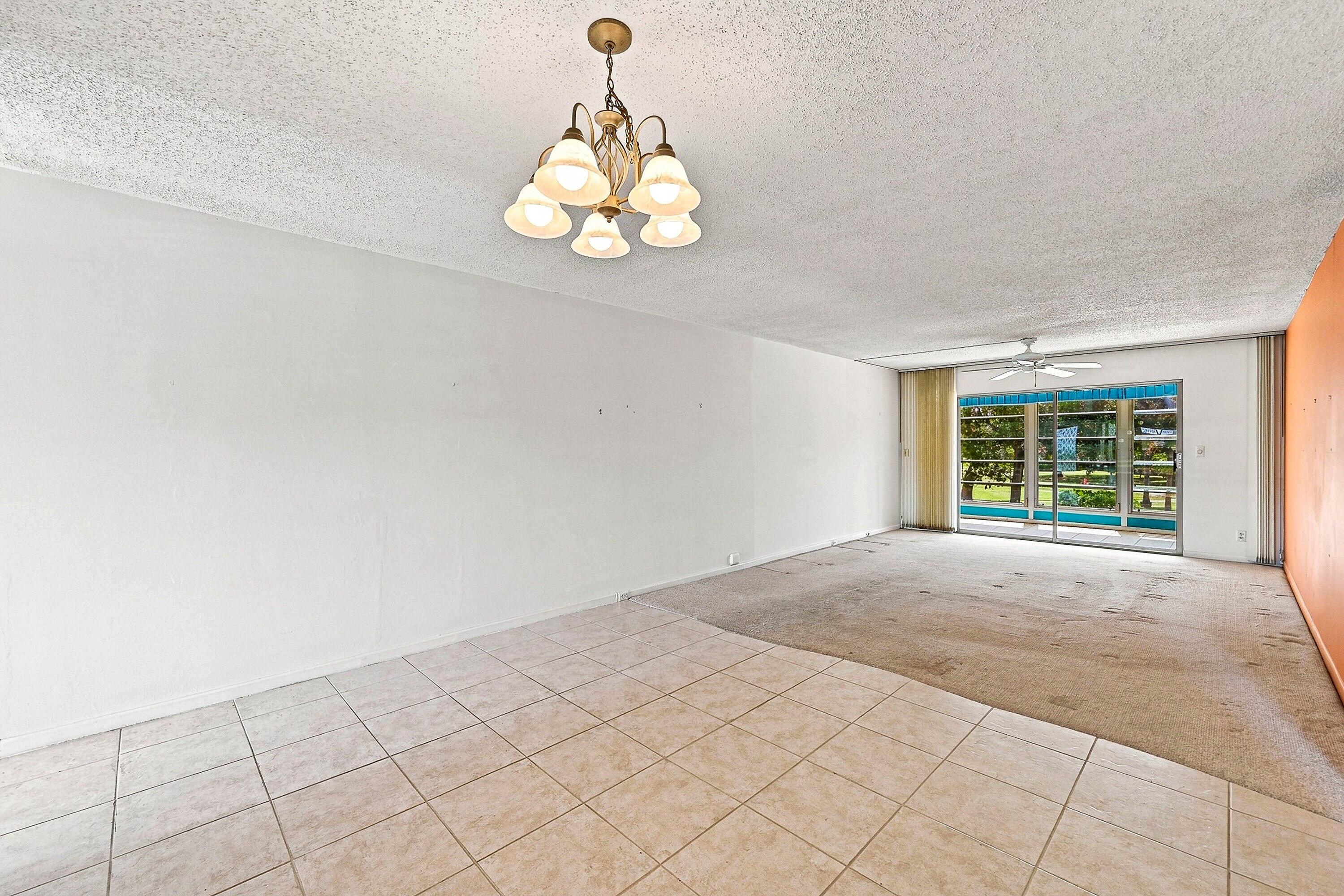 2901 Victoria Circle D2 Property Photo 9
