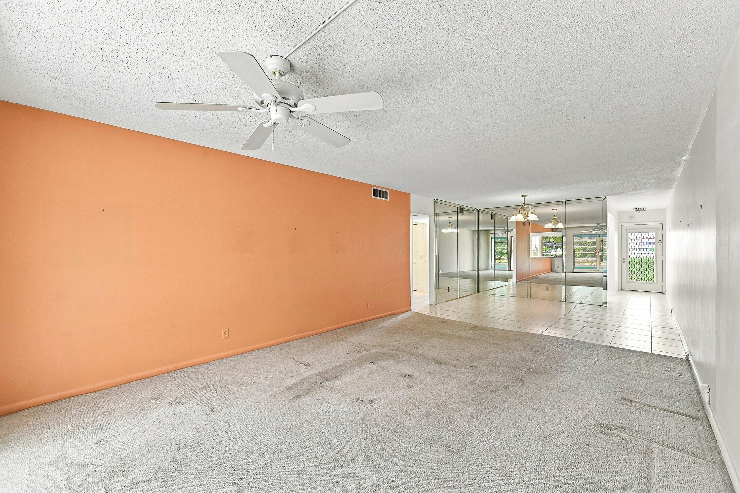 2901 Victoria Circle D2 Property Photo 16