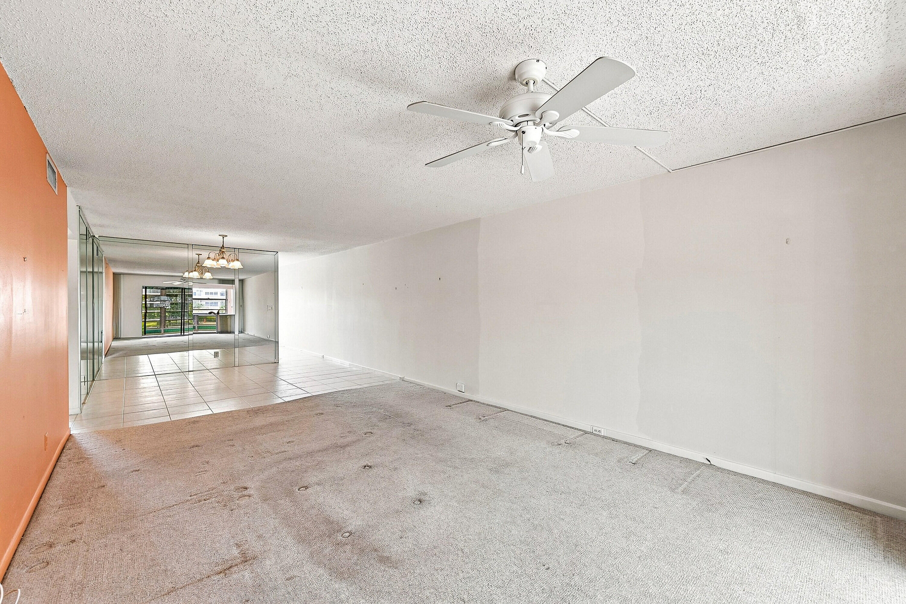 2901 Victoria Circle D2 Property Photo 17