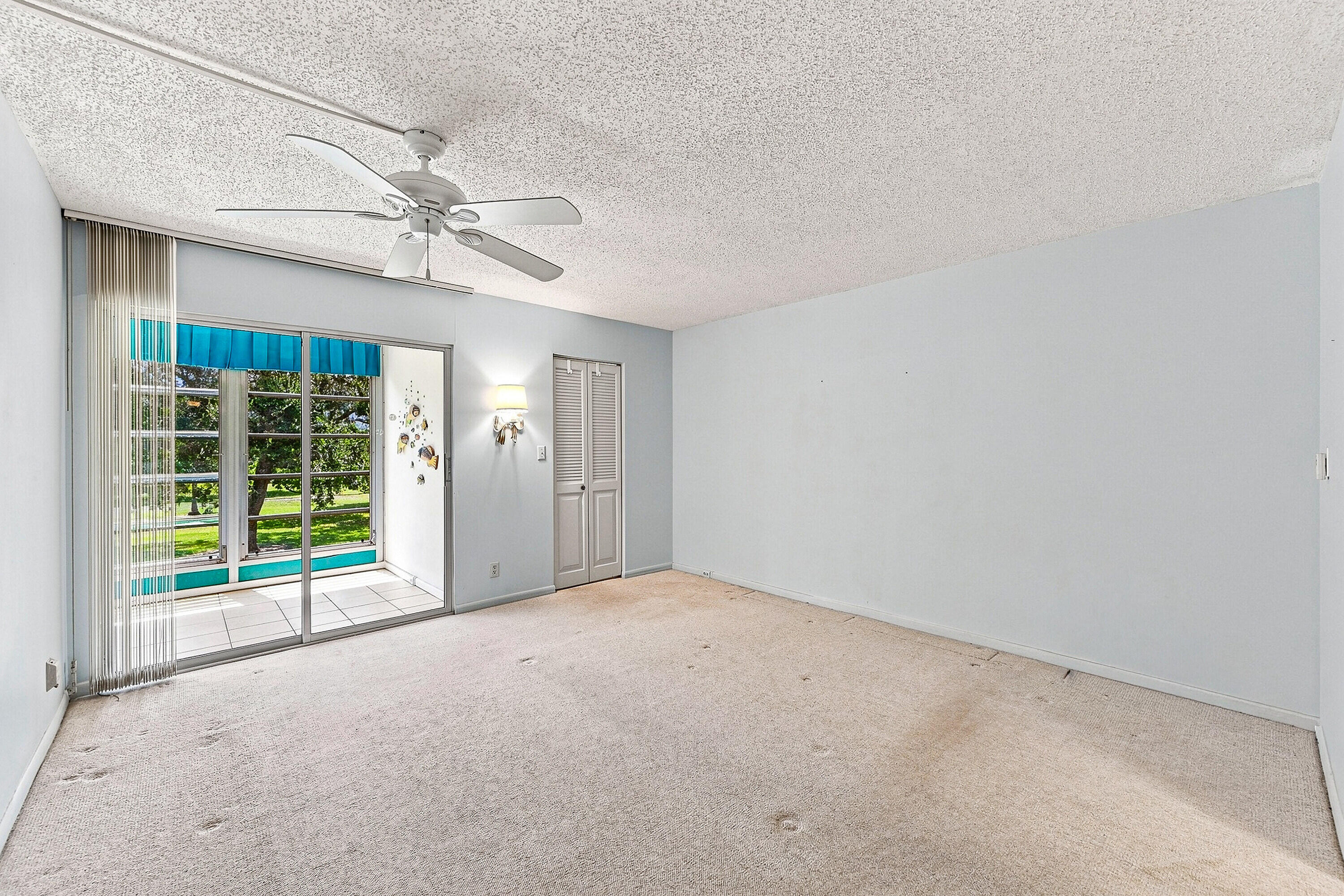2901 Victoria Circle D2 Property Photo 19