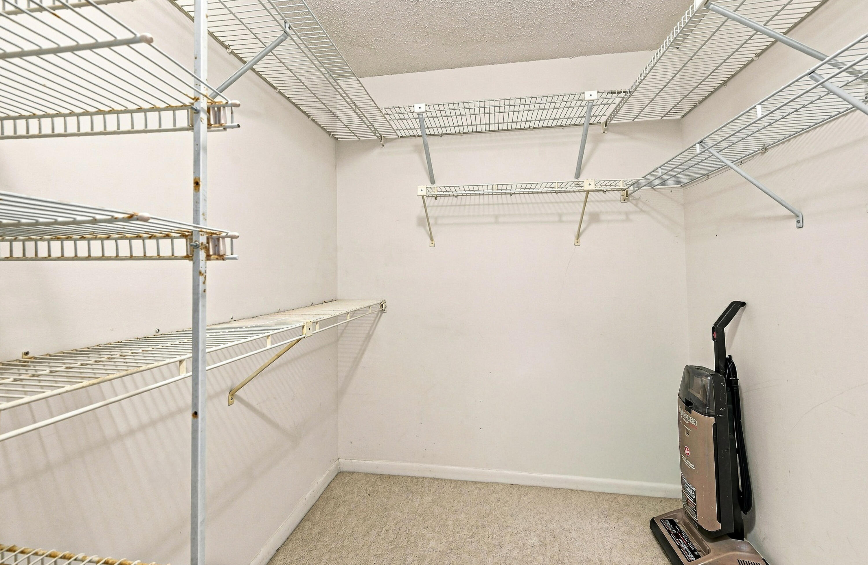 2901 Victoria Circle D2 Property Photo 22