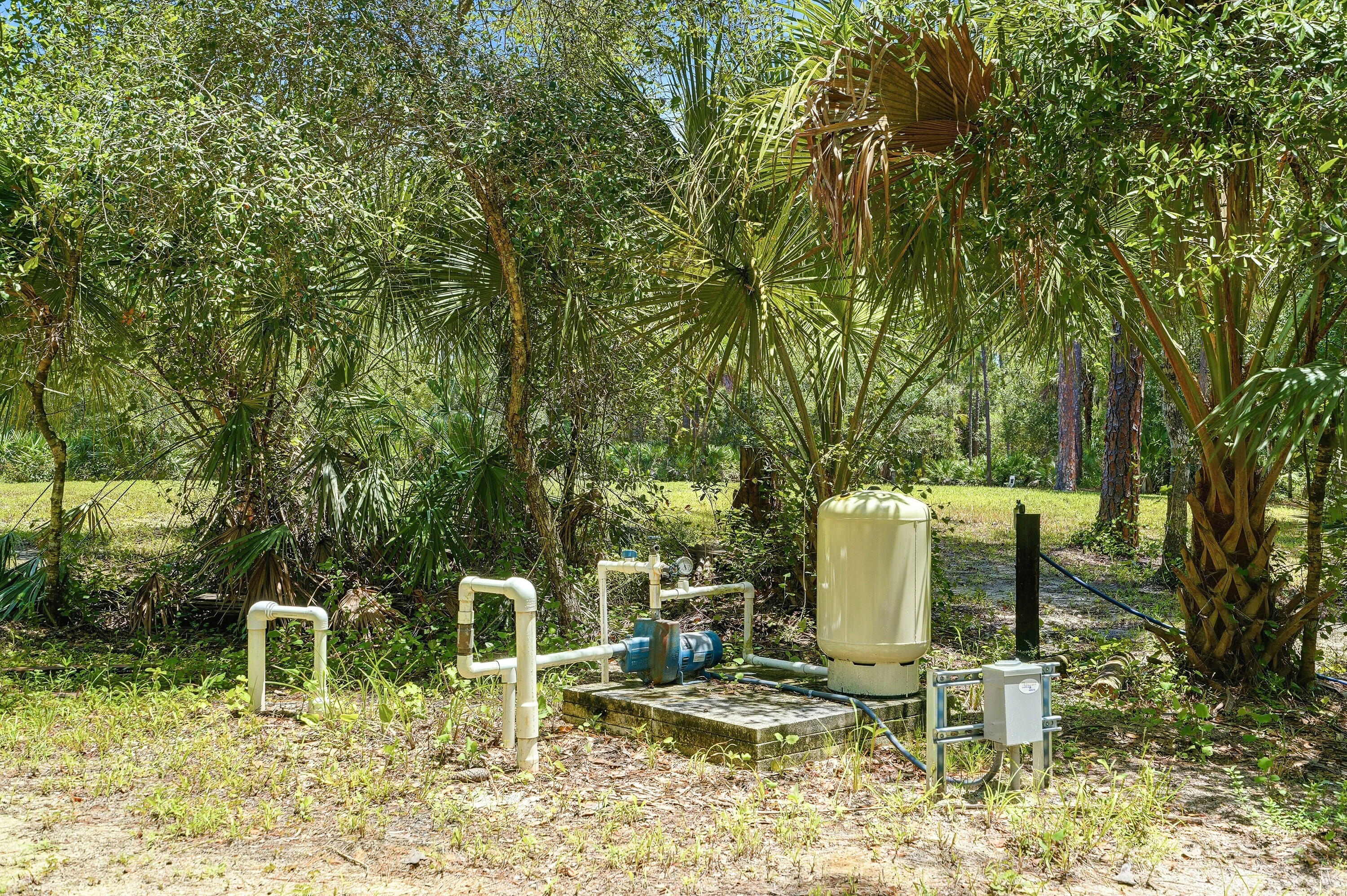 6413 S Header Canal Road Property Photo 18